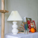 Modern Ribbed Ceramic Gourd Table Lamp White Gloss Desk Light with Linen Shade