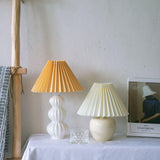 Modern Ribbed Ceramic Gourd Table Lamp White Gloss Desk Light with Linen Shade