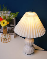 Modern Ribbed Ceramic Gourd Table Lamp White Gloss Desk Light with Linen Shade
