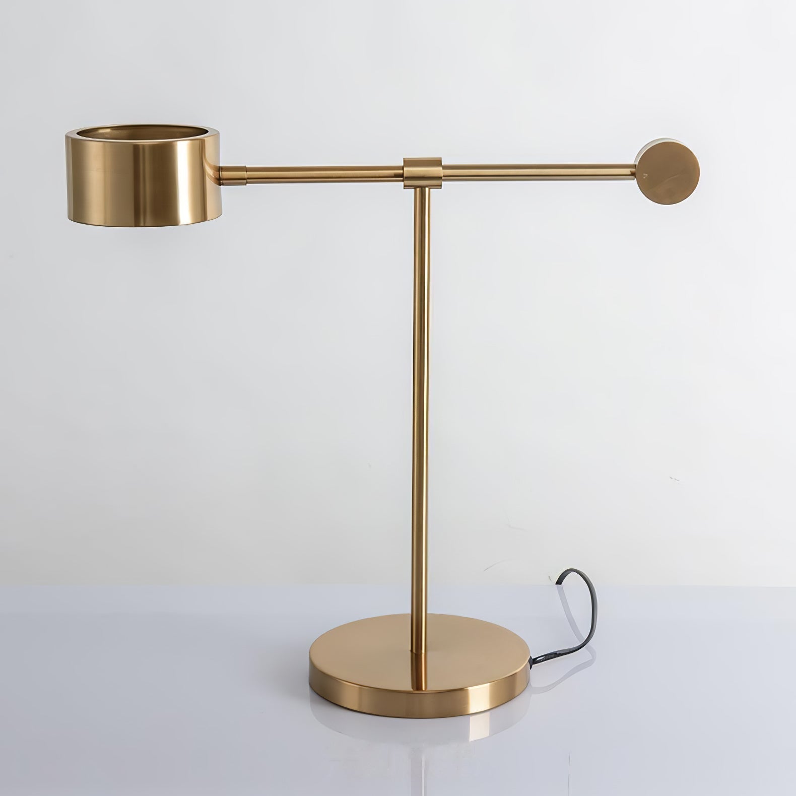Modern Gold Metal Lever Desk Lamp for Office and Study Task Lighting