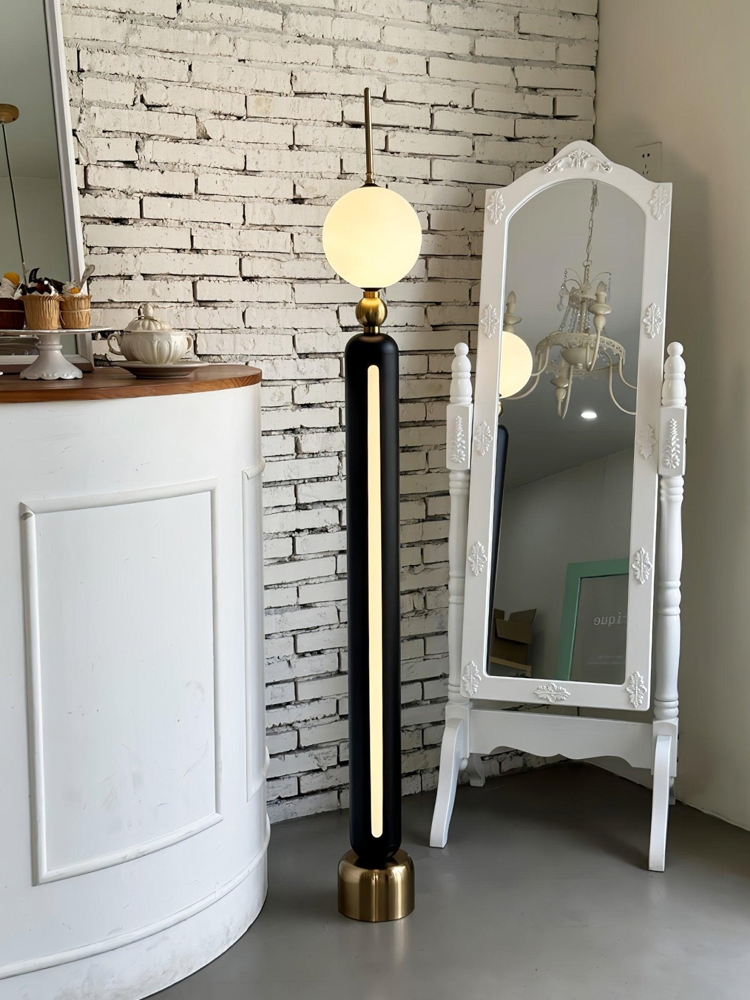Modern Chrome Lightning Rod Floor Lamp with Slim Stainless Steel Body and Integrated LED