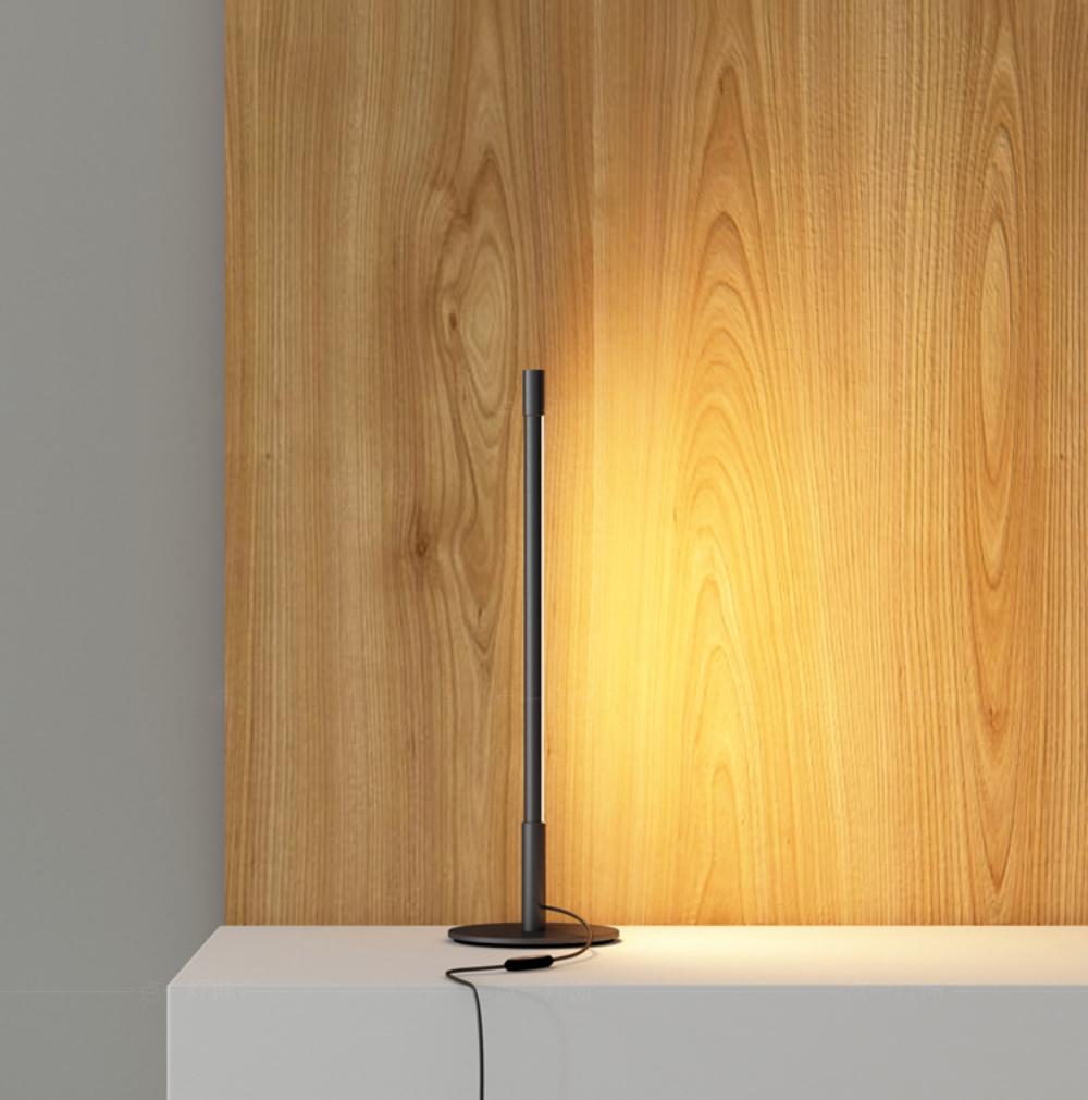 modern-linear-led-desk-lamp-minimalist-black-tube-table-light-for-ambient-lighting