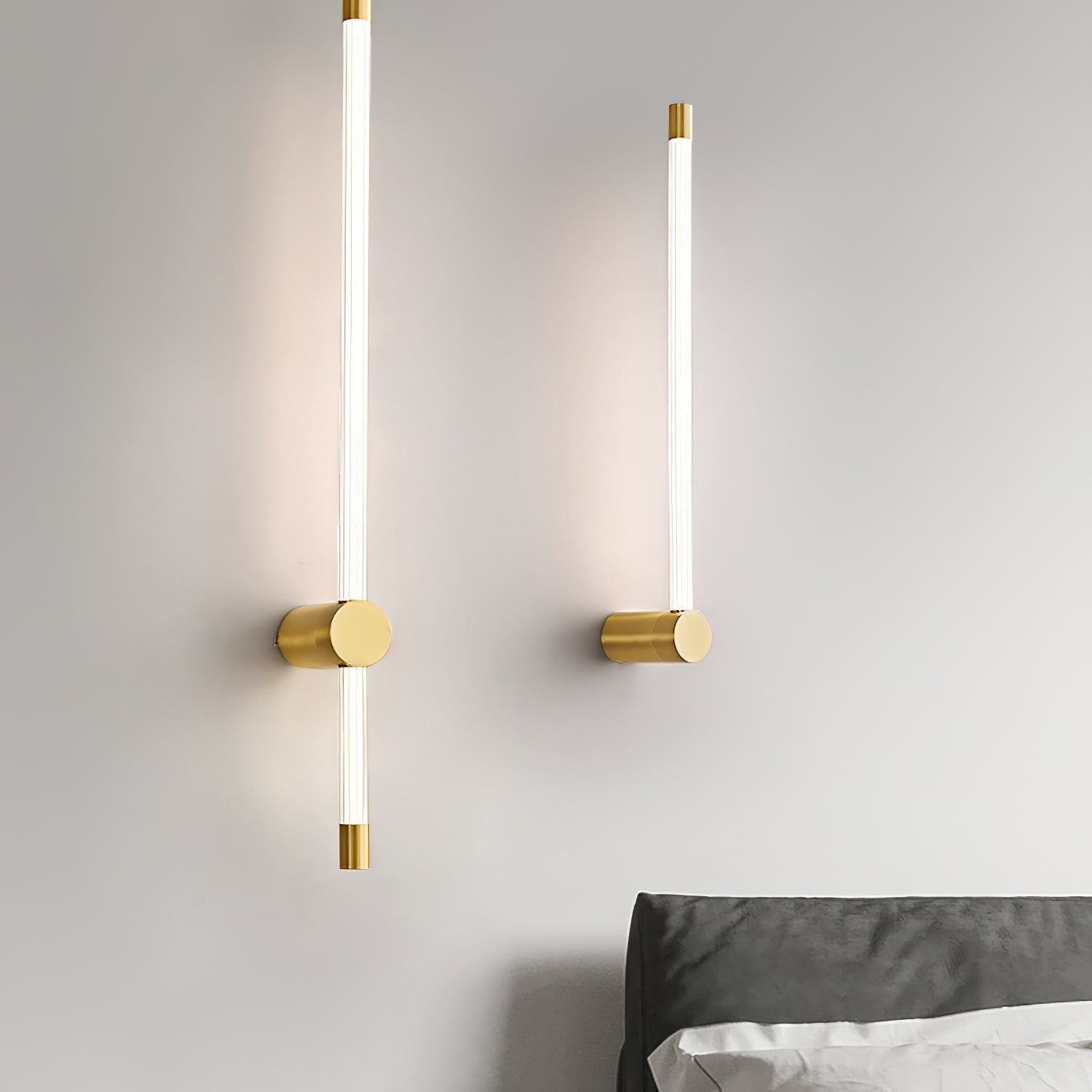 Minimalist Slim Linear LED Wall Lamp Modern Long Tube Sconce for Gallery and Exhibition