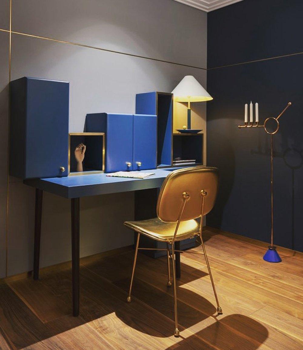Modern Floating Style Little Eliah Table Lamp for Bedroom and Designer Nightstand Lighting