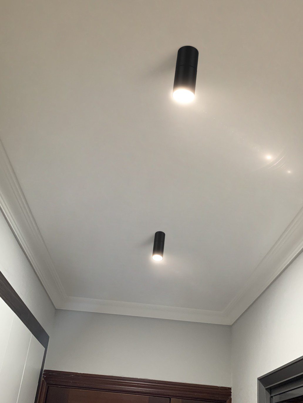 modern-rotating-led-ceiling-and-wall-spotlight-aluminum-focus-light-for-kitchen-and-display