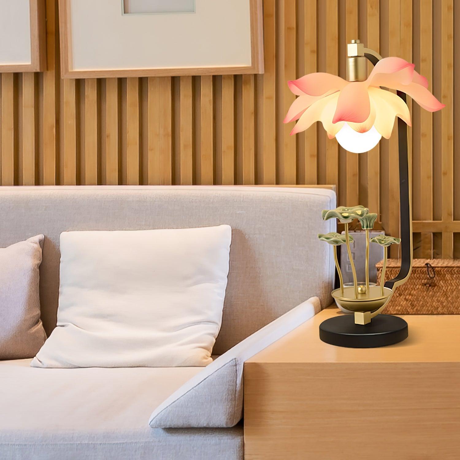 Elegant Lotus Bloom Floral Table Lamp with Resin and Ceramic Flowers