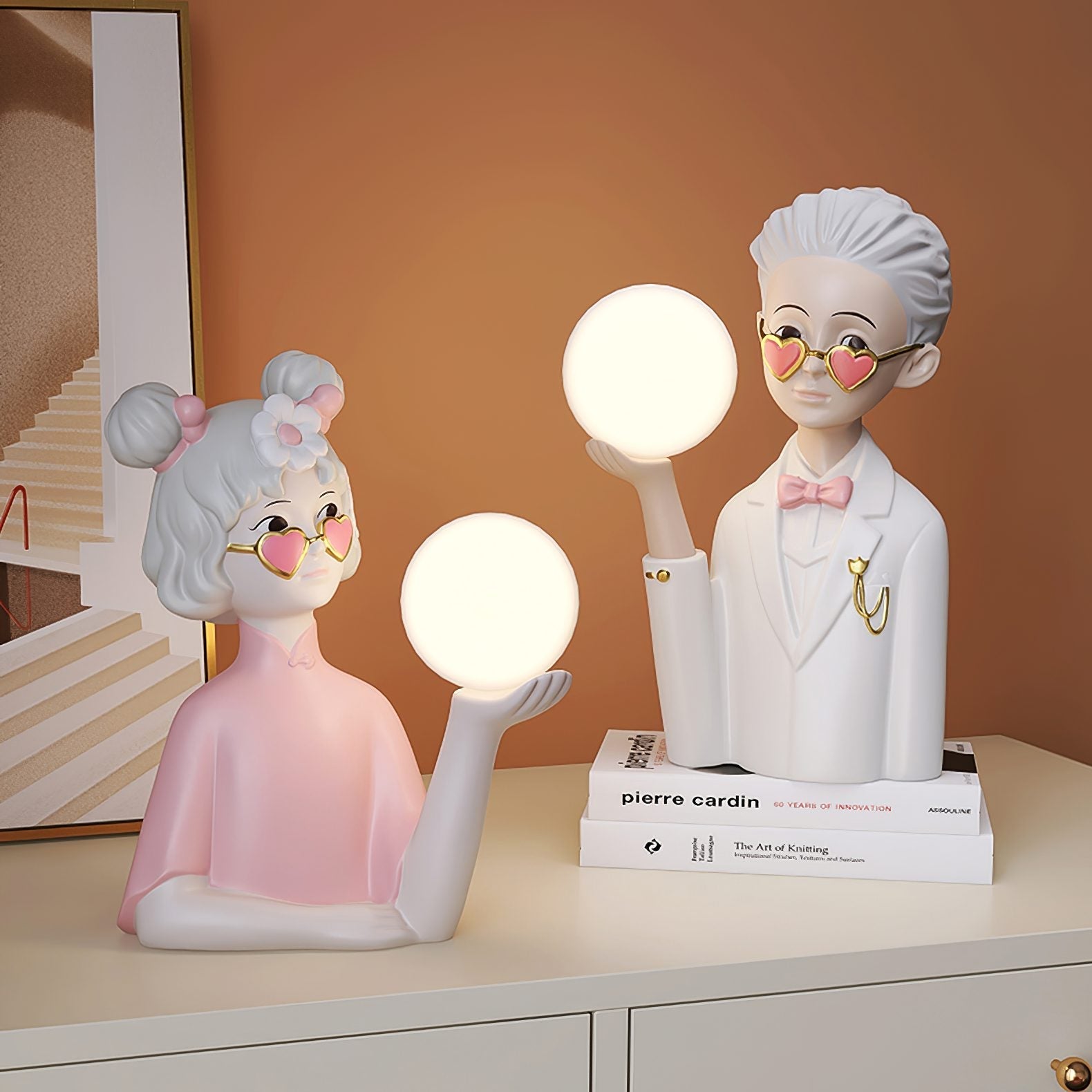 romantic-resin-figurine-table-lamp-modern-decorative-bedside-light-for-home