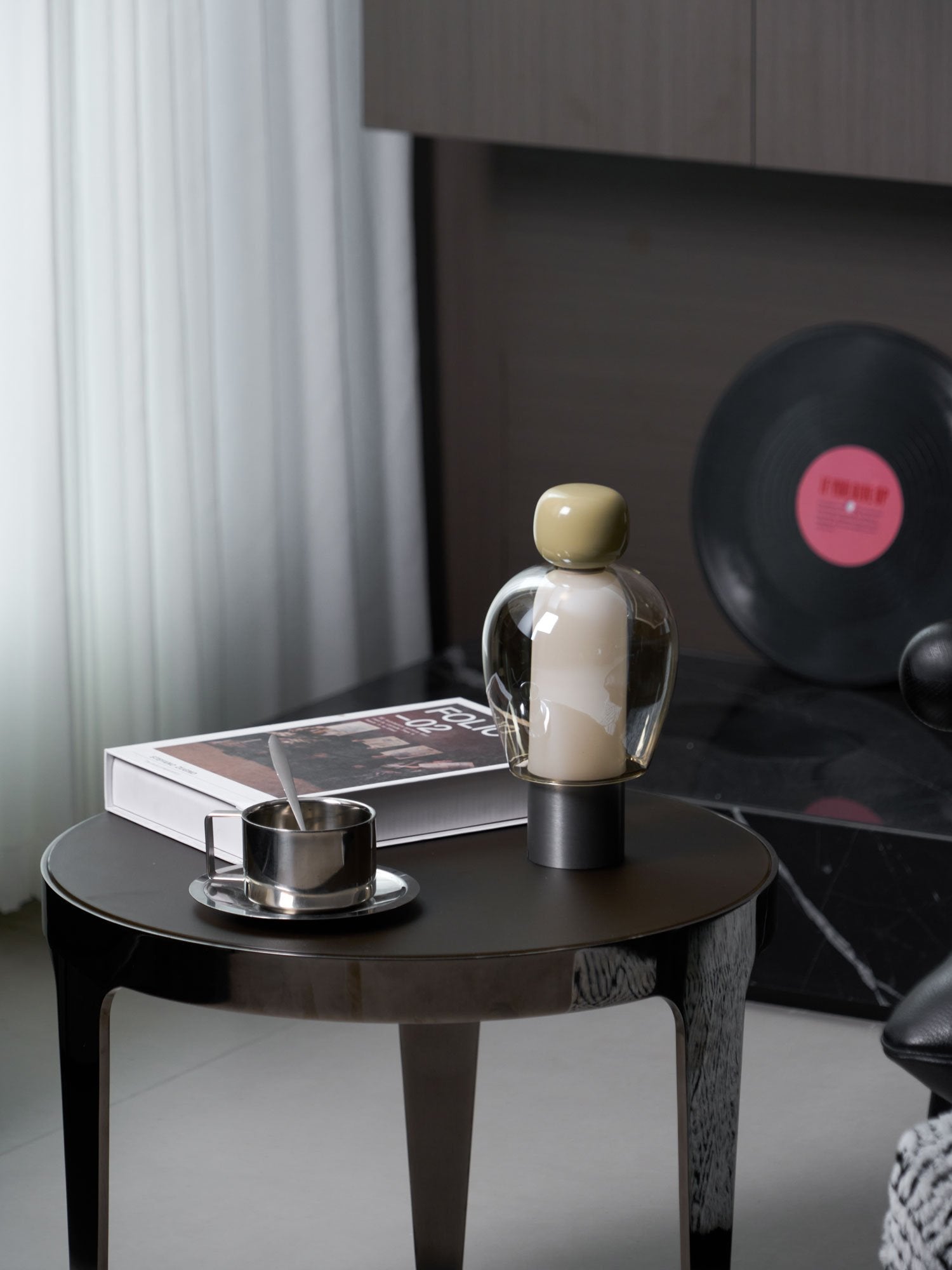 cordless-led-portable-table-lamp-modern-glass-mushroom-night-light-for-bedroom-and-living-room
