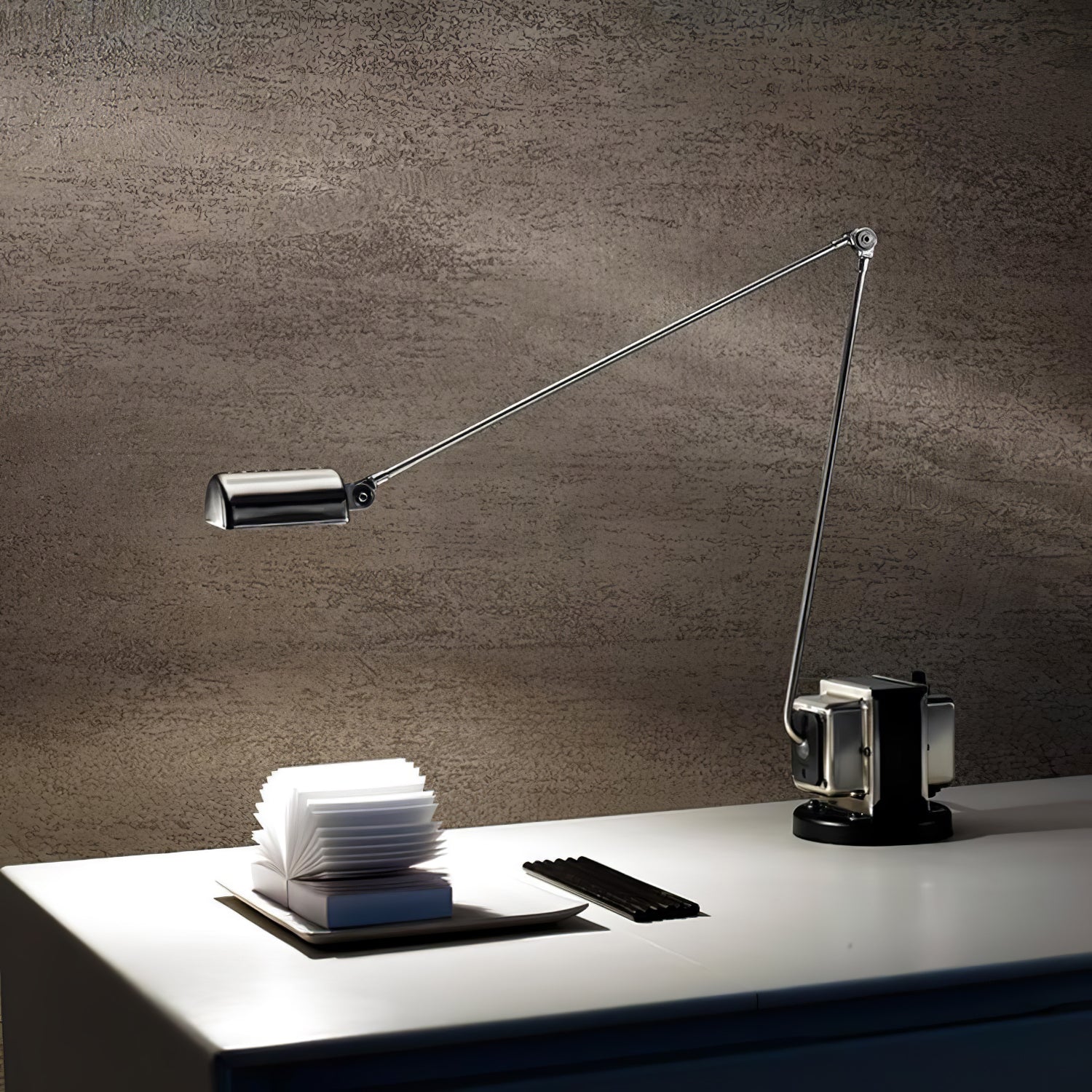 Dynamo Minimalist Adjustable LED Table Lamp Rotating Metal Desk Light for Modern Bedroom Office
