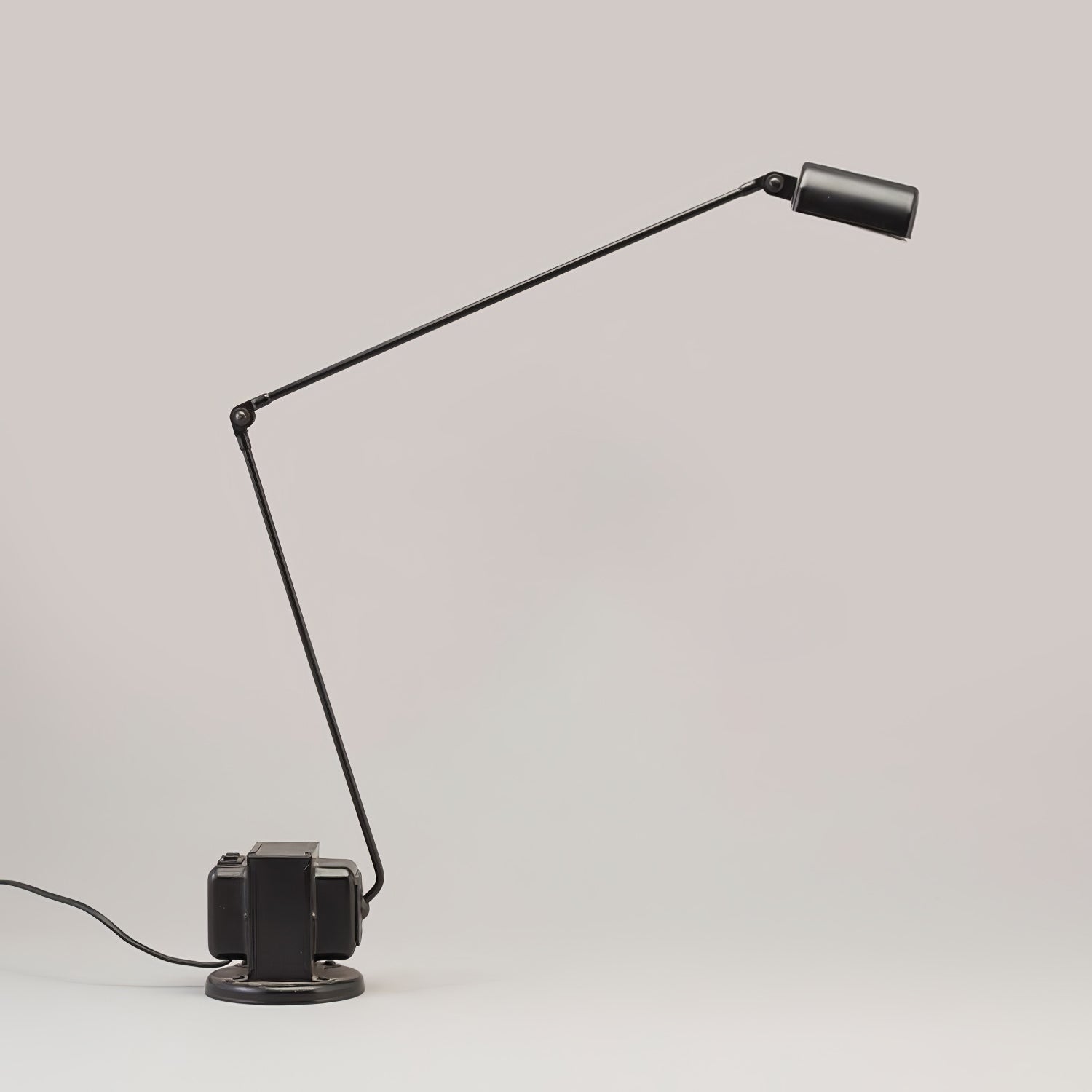 Dynamo Minimalist Adjustable LED Table Lamp Rotating Metal Desk Light for Modern Bedroom Office