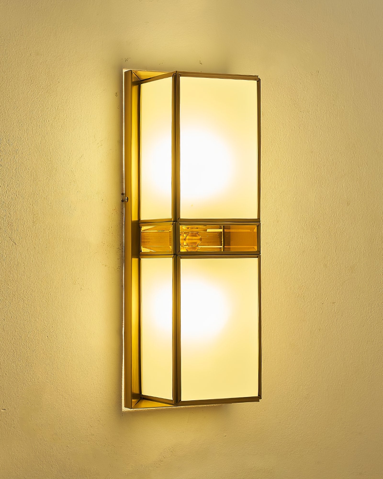 modern-brass-wall-sconce-lighting-with-elegant-handcrafted-glass-shade