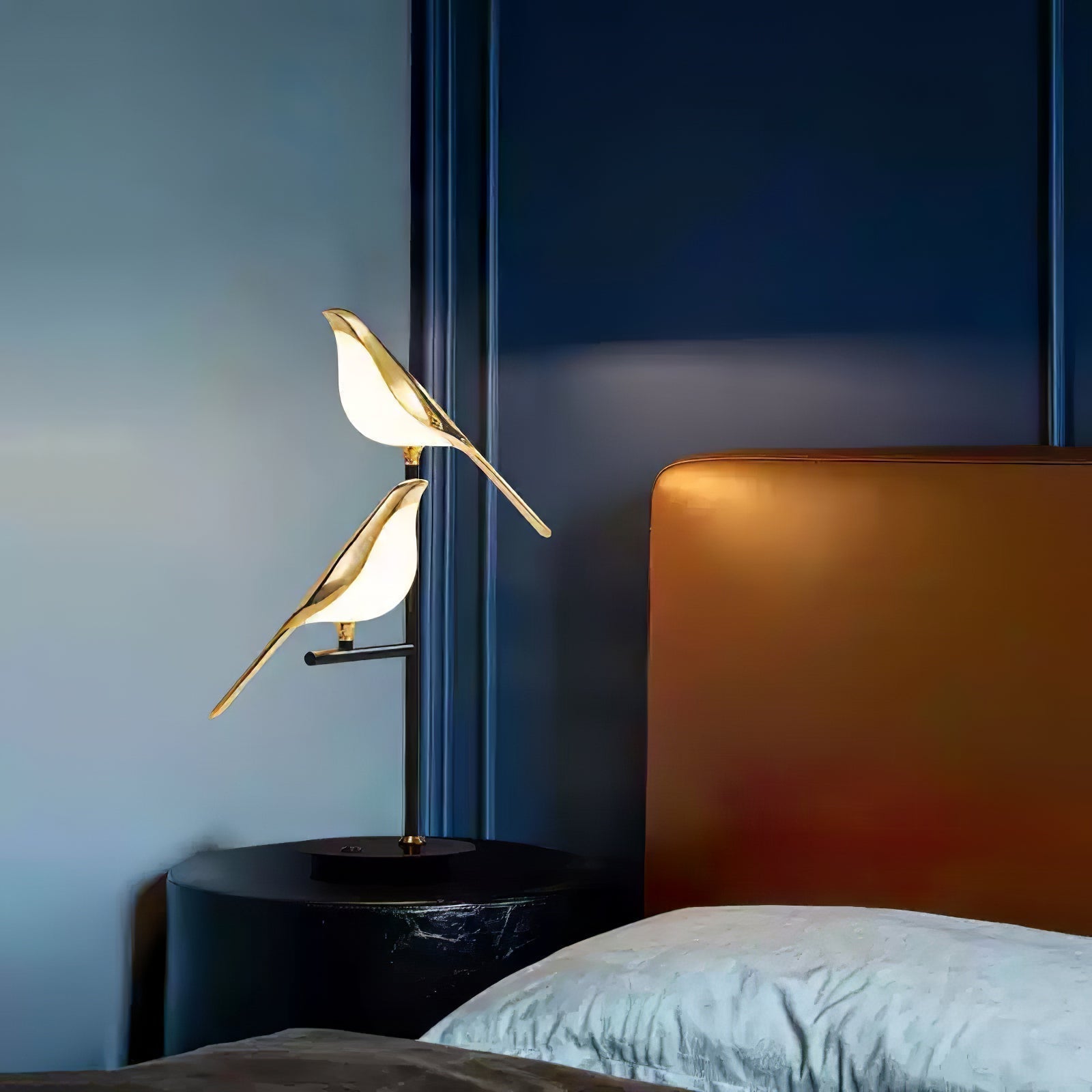 Modern Bird Perch LED Table Lamp for Home Office and Bedside Decor