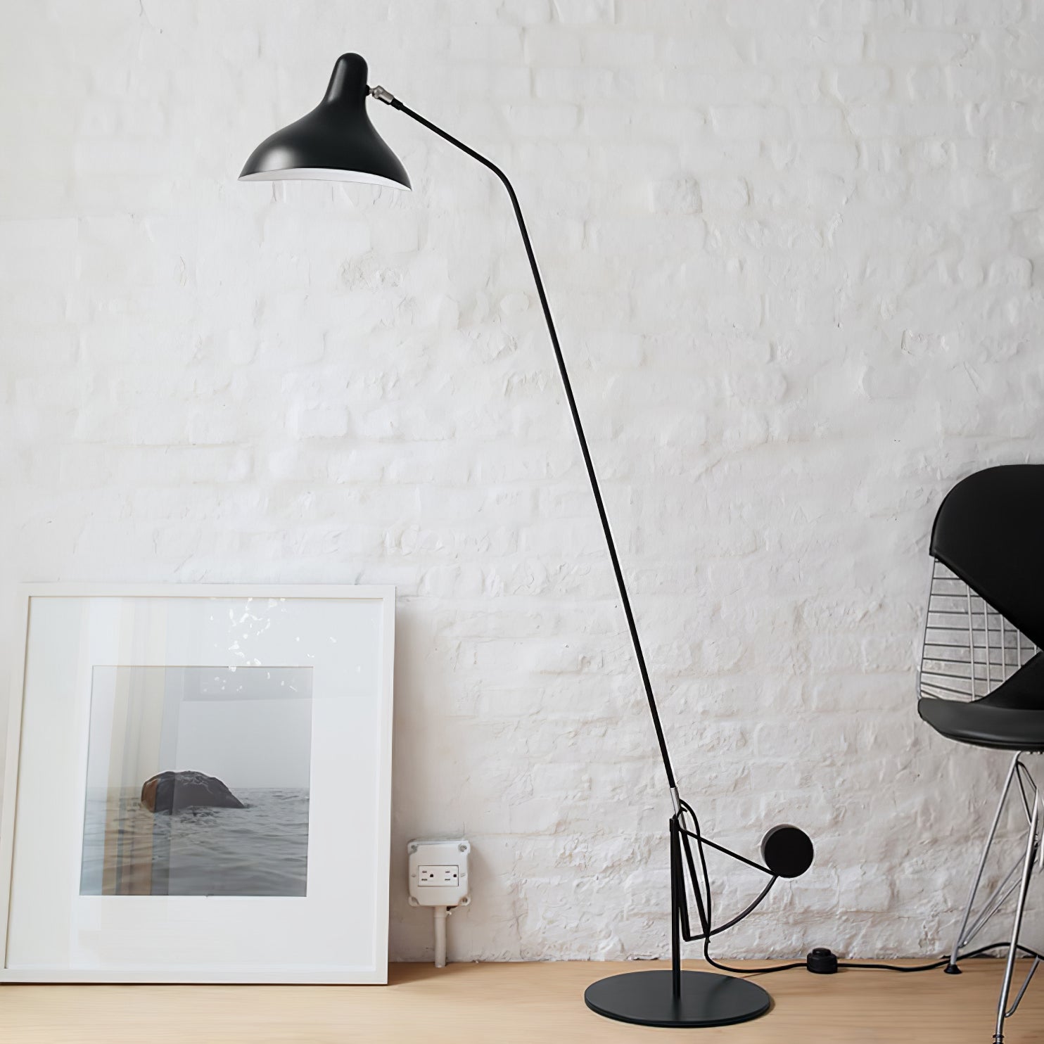 Modern Adjustable Mantis Arm Floor Lamp Rotating Industrial Metal Standing Light for Bedroom