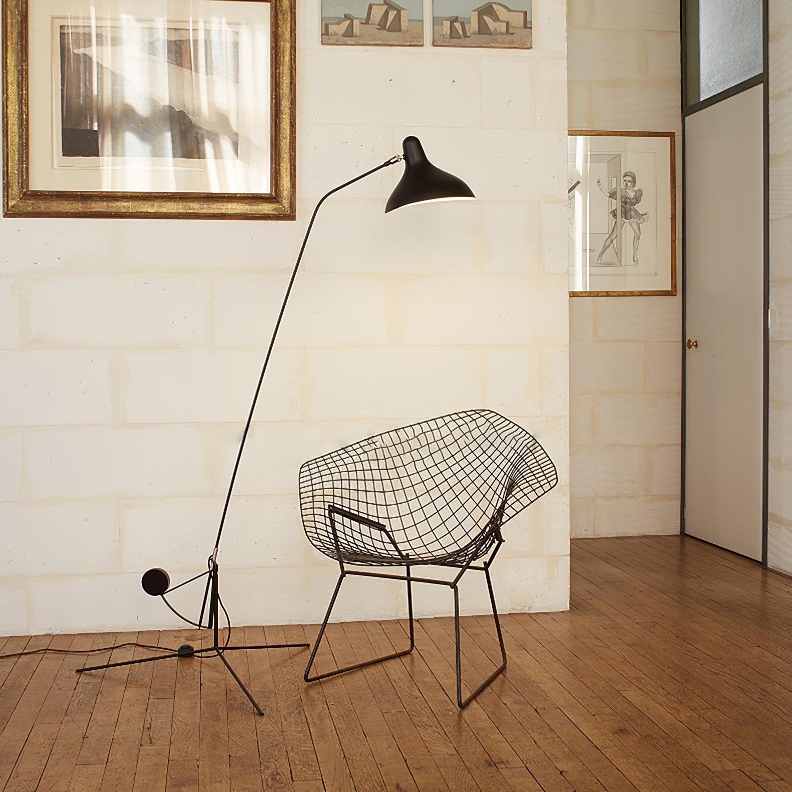 Modern Adjustable Mantis Arm Floor Lamp Rotating Industrial Metal Standing Light for Bedroom