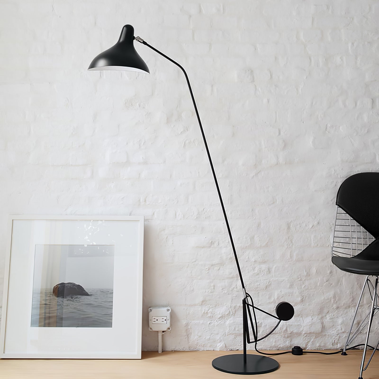Modern Adjustable Mantis Arm Floor Lamp Rotating Industrial Metal Standing Light for Bedroom