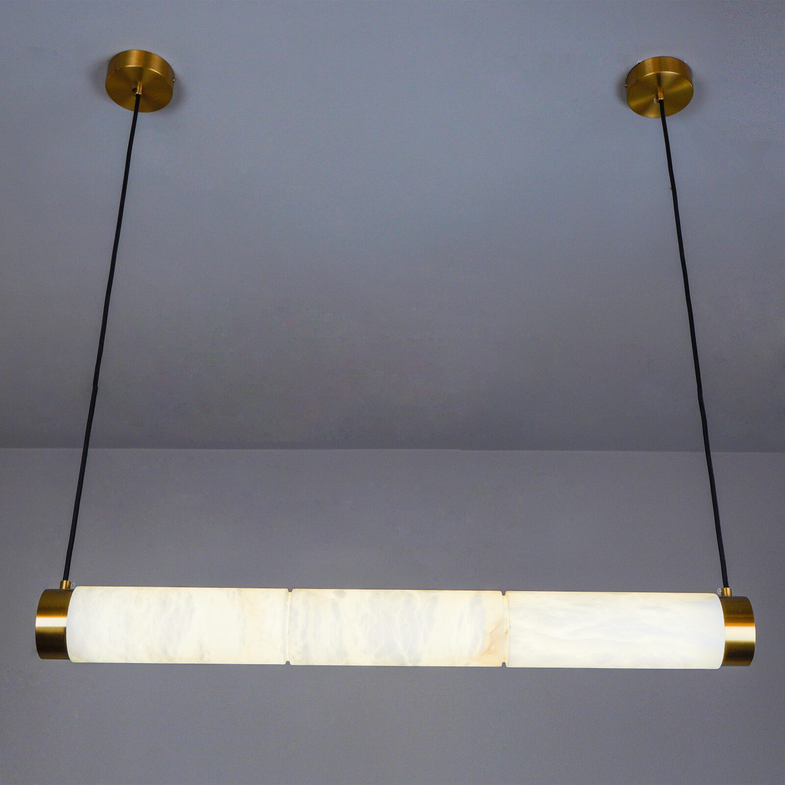modern-natural-marble-strip-led-pendant-light-with-brass-accents-for-contemporary-interiors