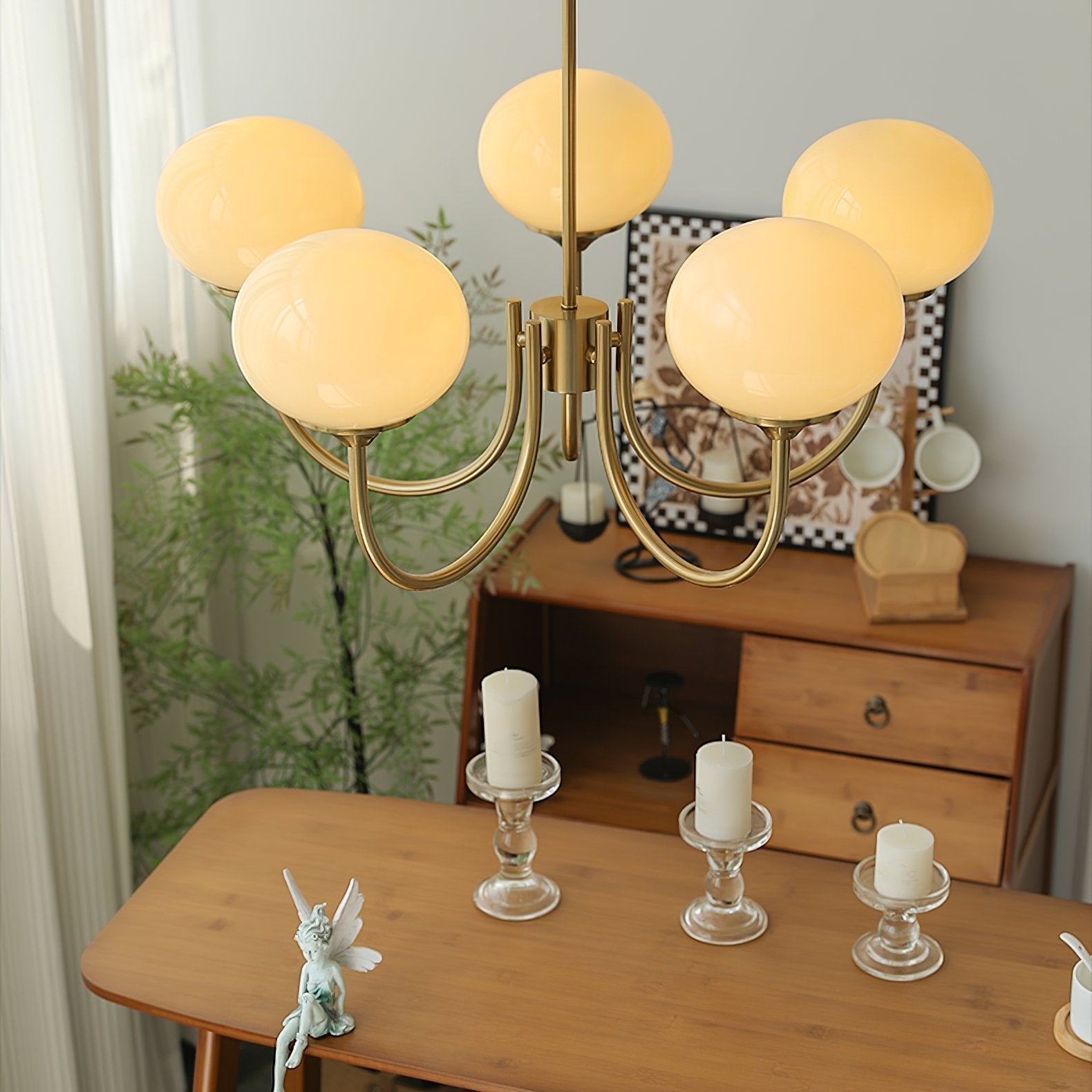 modern-marshmallow-pink-glass-pendant-light-gold-finish-ceiling-chandelier-lighting