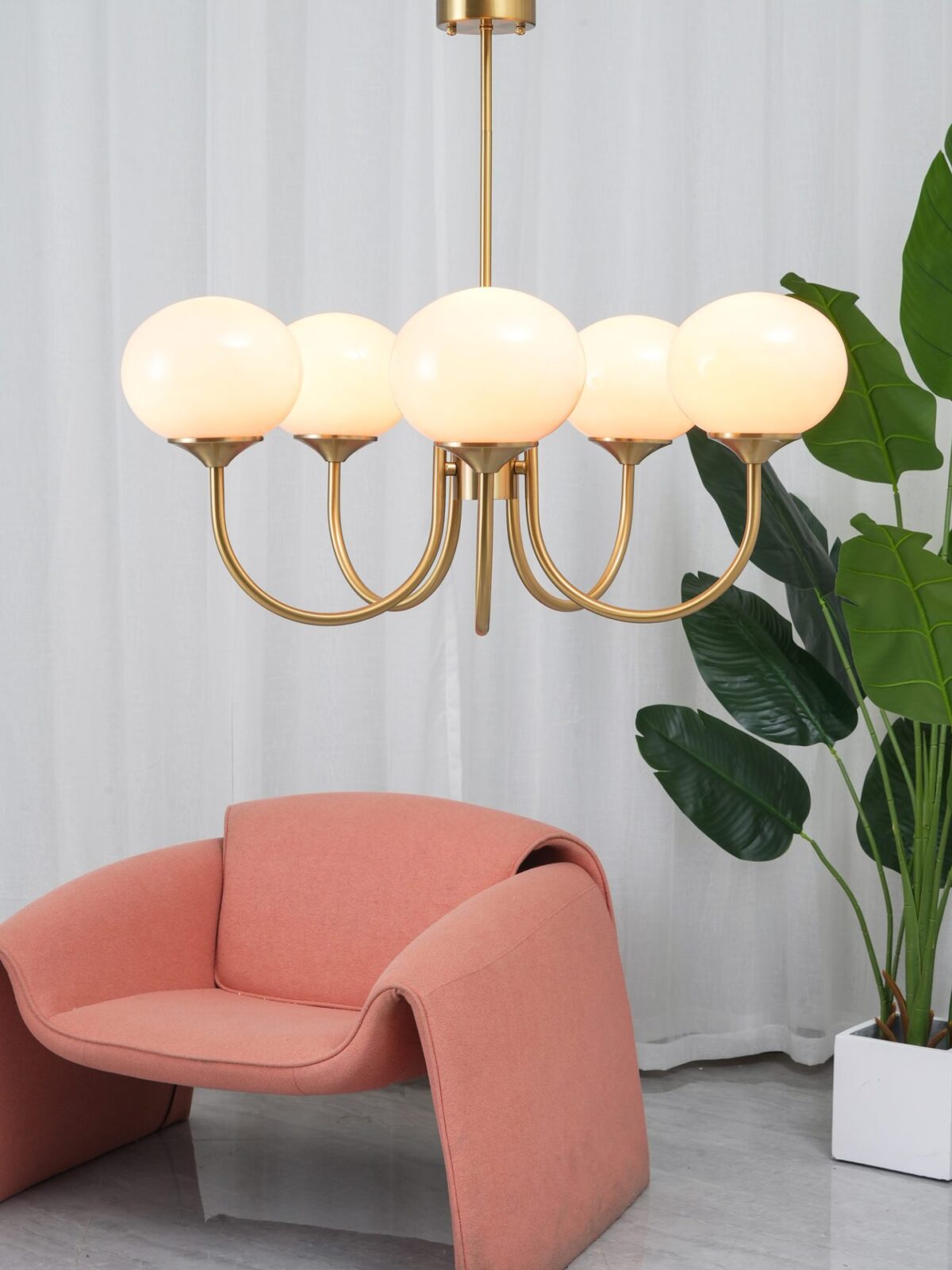 modern-marshmallow-pink-glass-pendant-light-gold-finish-ceiling-chandelier-lighting