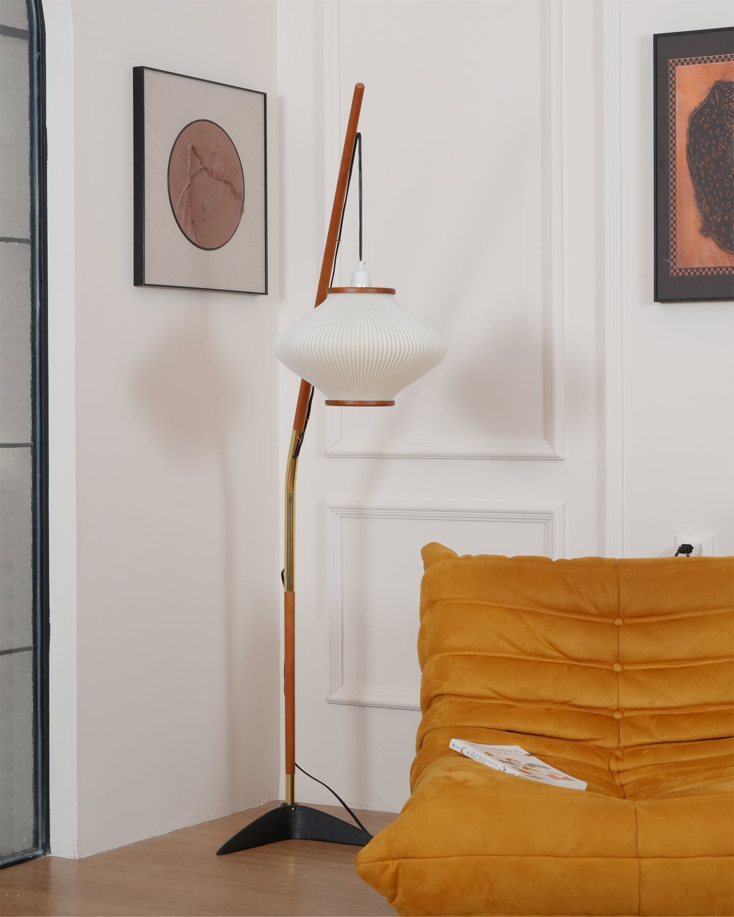 Matsusu Modern Wood and Brass Standing Floor Lamp with Ash Wood Finishes