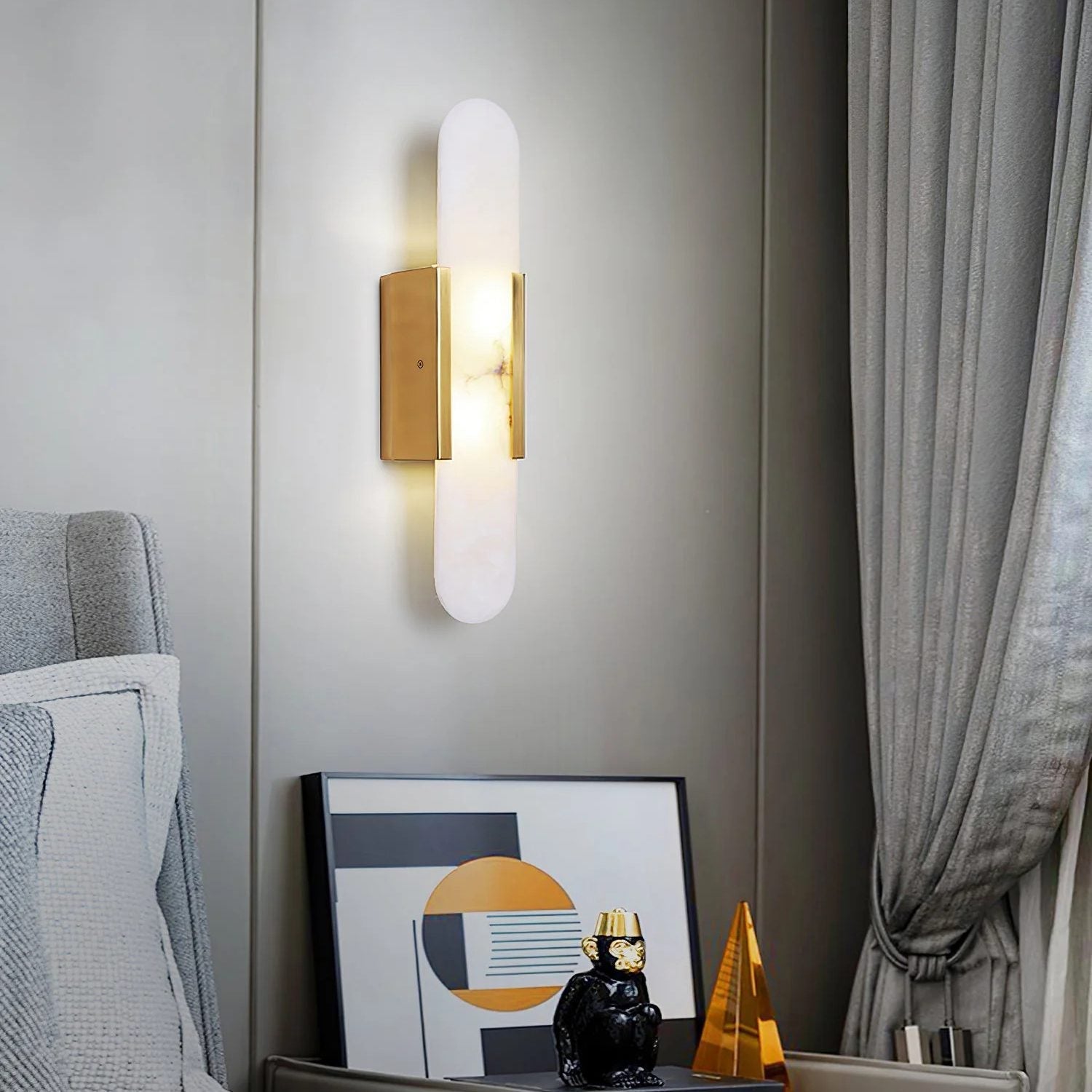 modern-elongated-alabaster-wall-sconce-luxury-natural-stone-led-light
