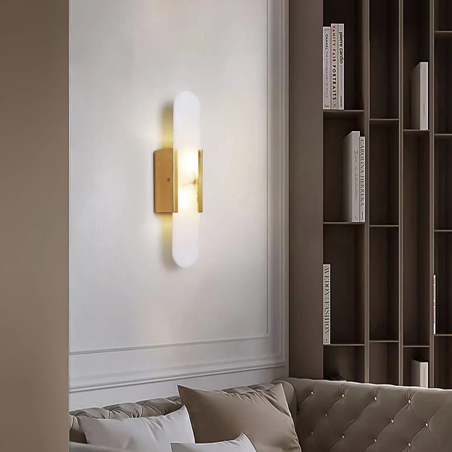 modern-elongated-alabaster-wall-sconce-luxury-natural-stone-led-light
