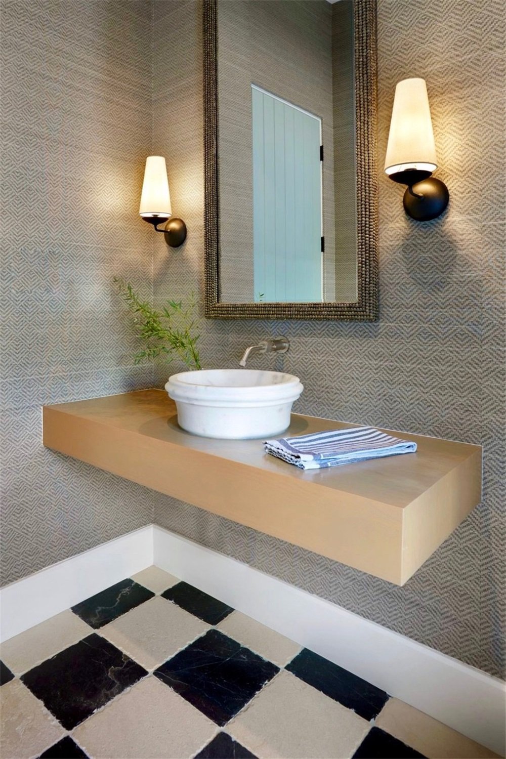 elegant-mid-century-brass-wall-sconce-with-conical-fabric-shade-for-bedroom-and-hallway