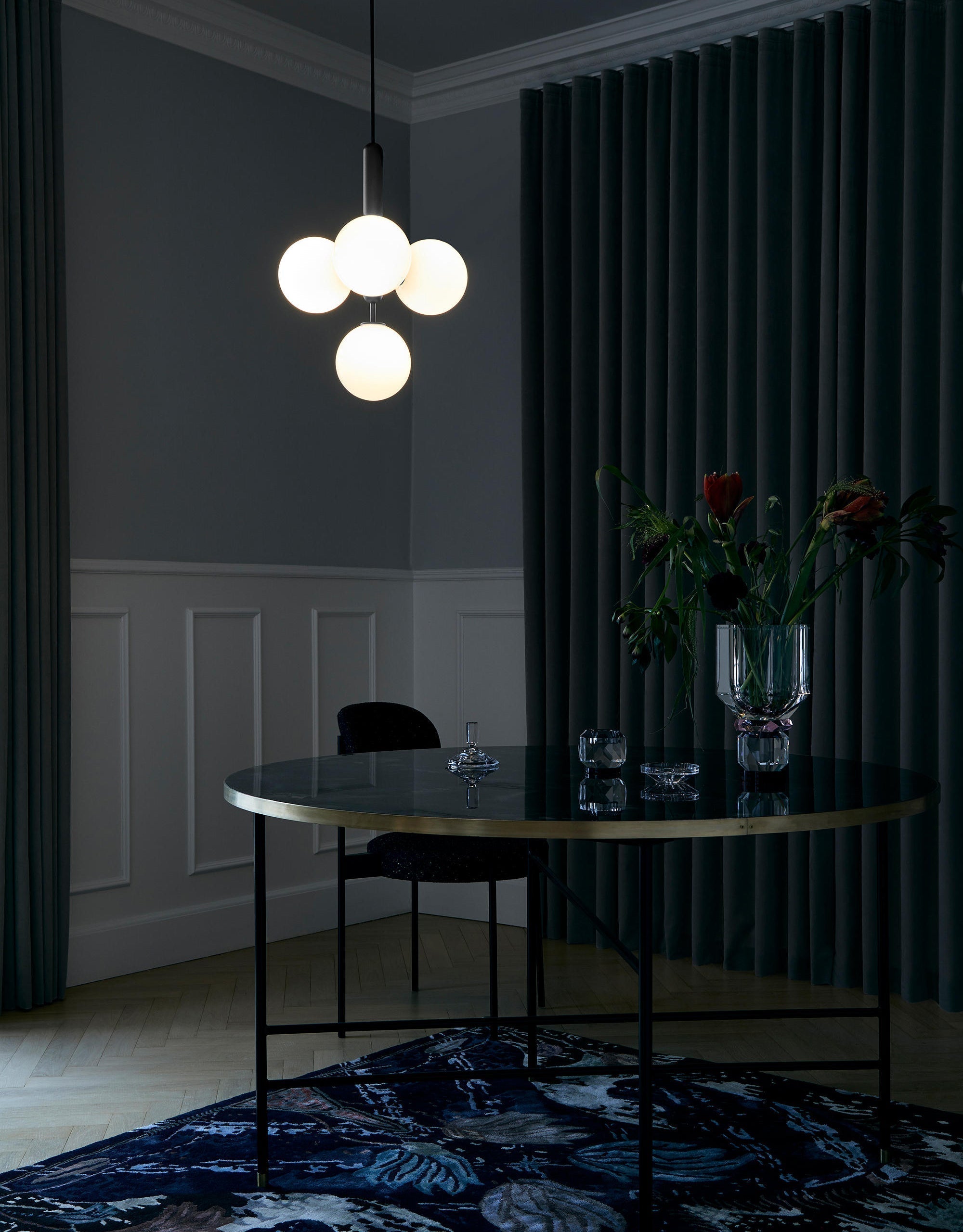 Luminae Glass Sphere Pendant Light Modern Nordic Hanging Lamp for Kitchen and Dining Room