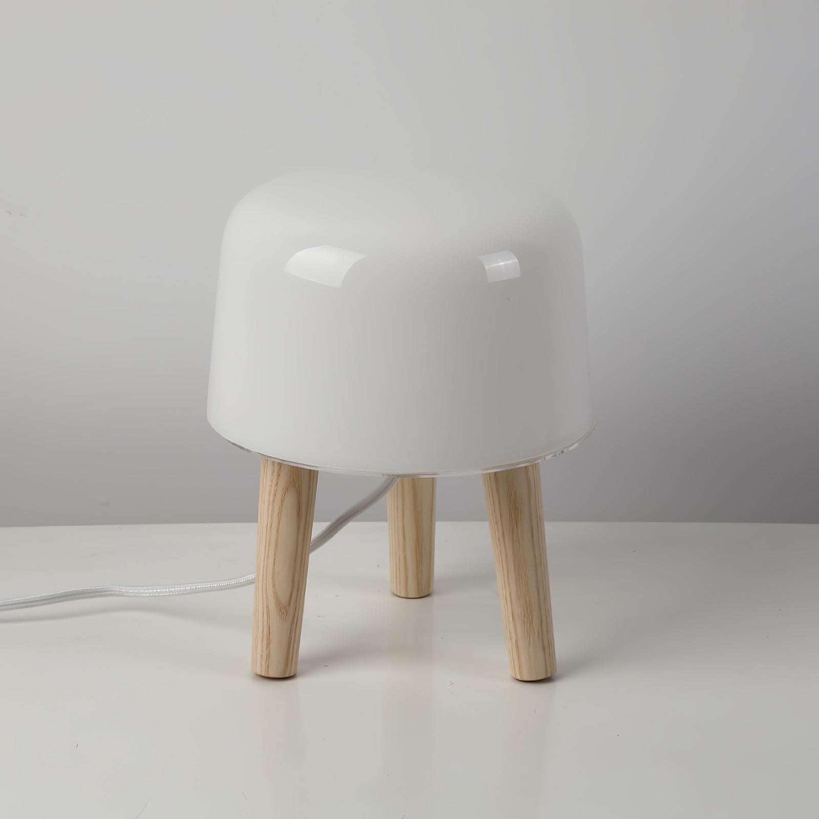 Modern Borosilicate Glass Globe Table Lamp with Solid Wood Tripod Base
