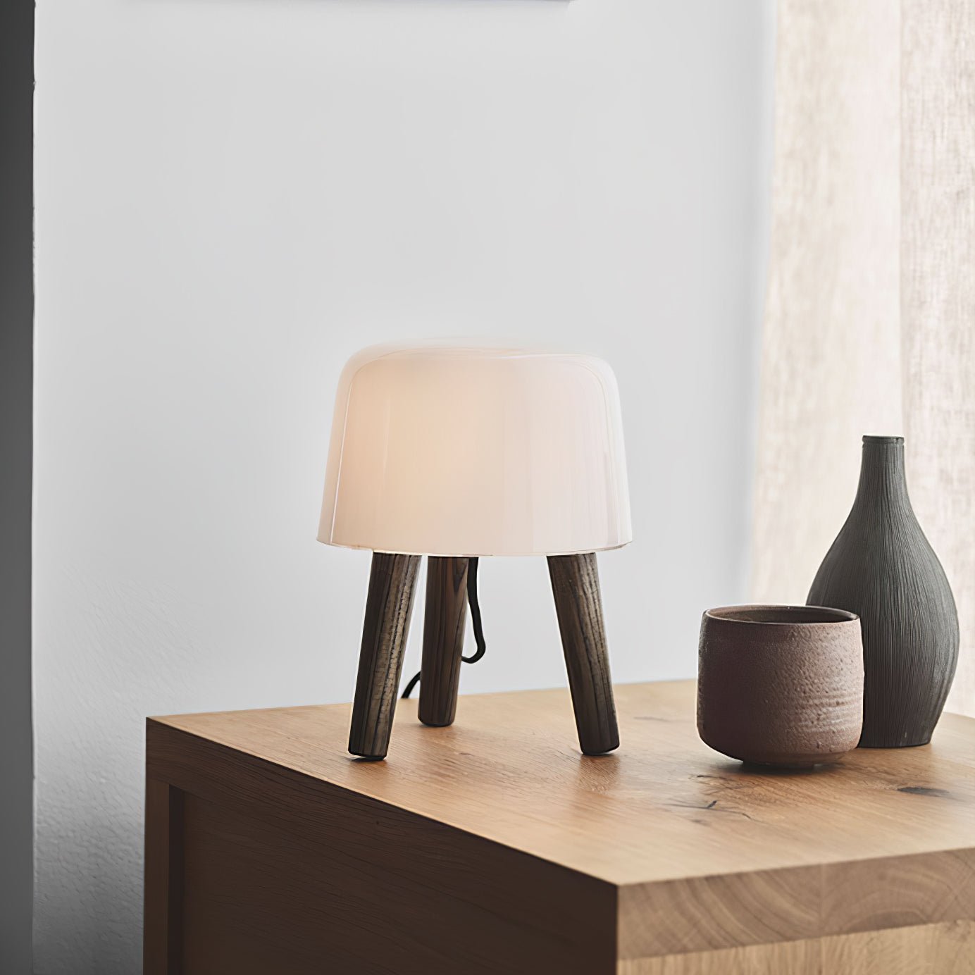 Modern Borosilicate Glass Globe Table Lamp with Solid Wood Tripod Base