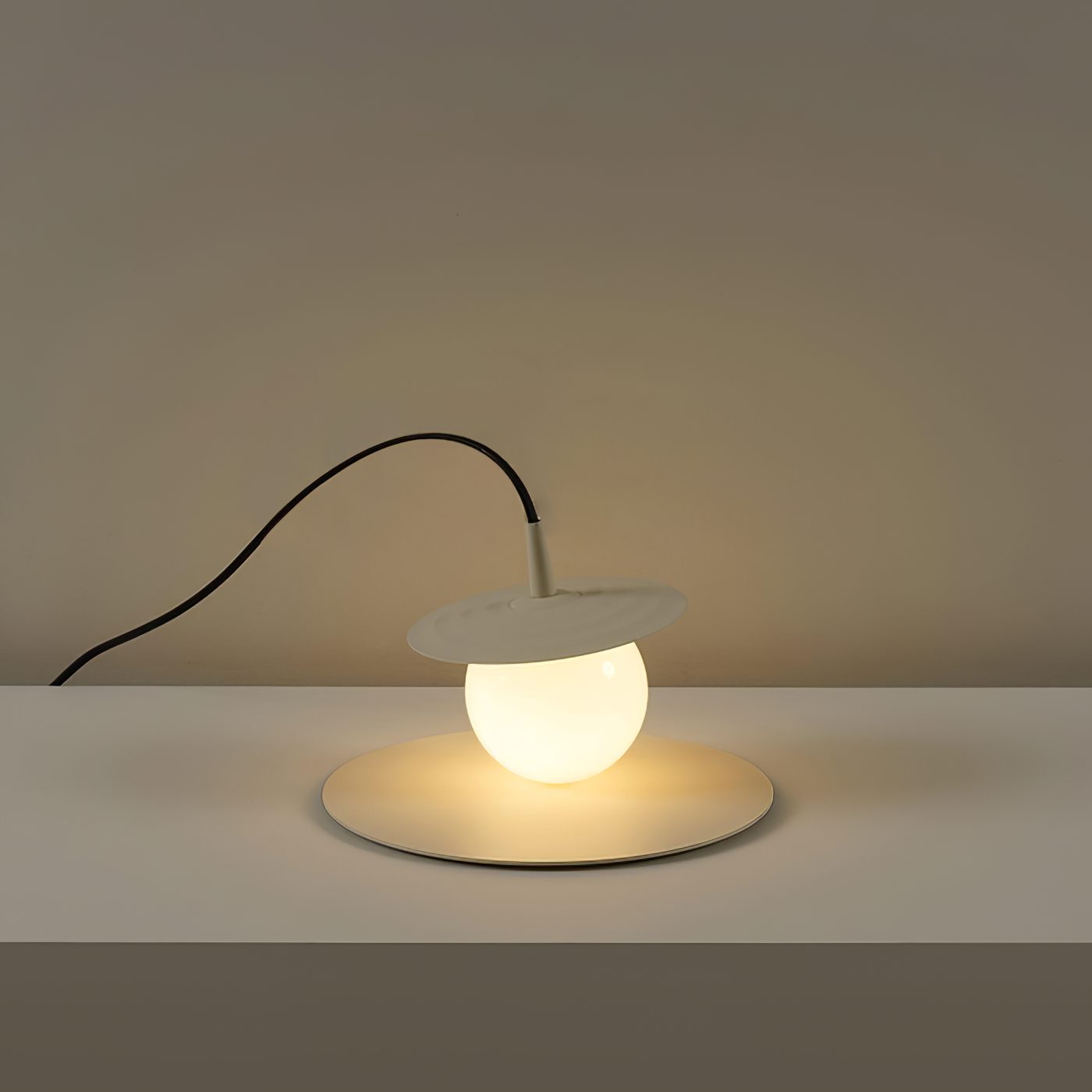modern-minimalist-circular-table-lamp-with-pe-rotomoulding-shade-and-metal-base