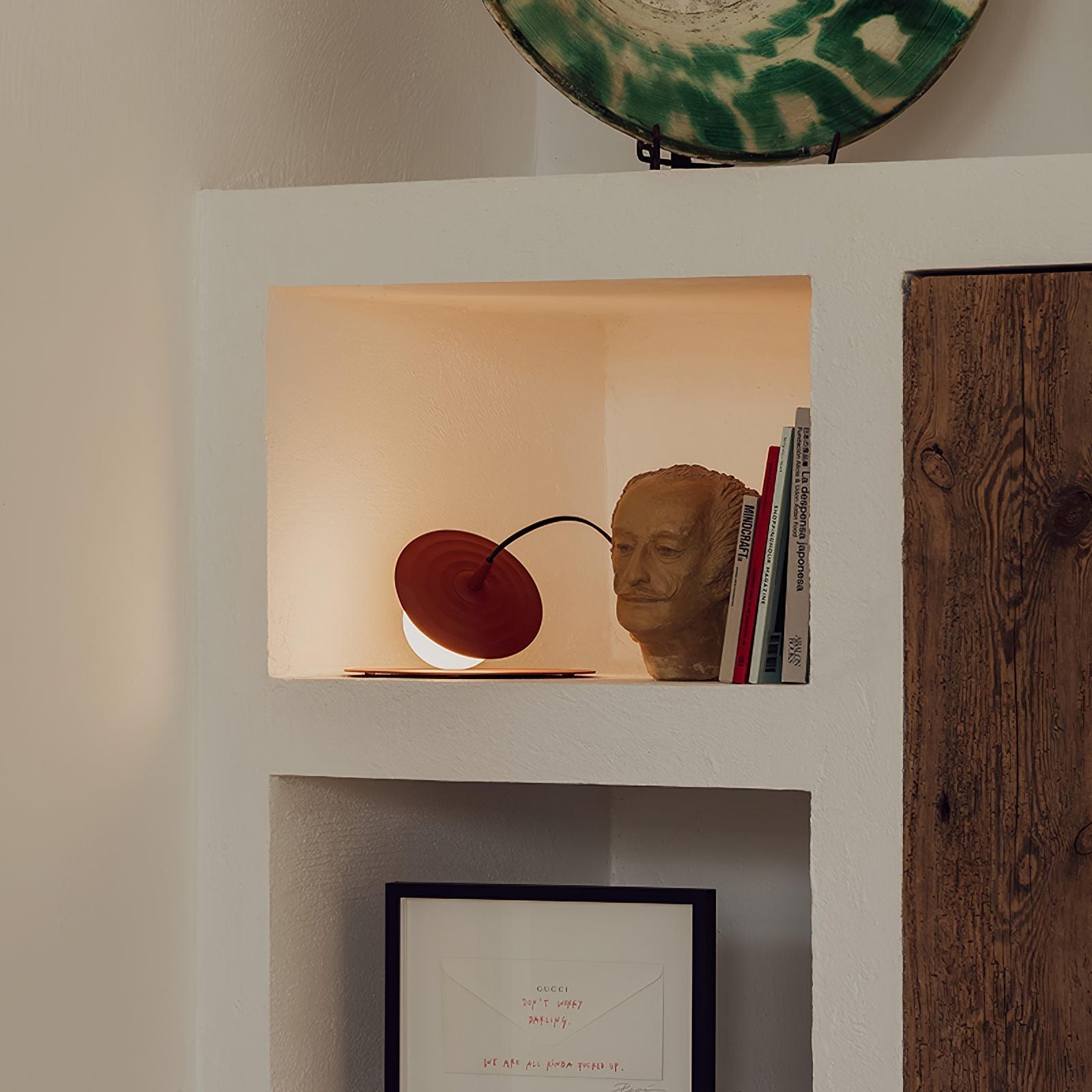 modern-minimalist-circular-table-lamp-with-pe-rotomoulding-shade-and-metal-base
