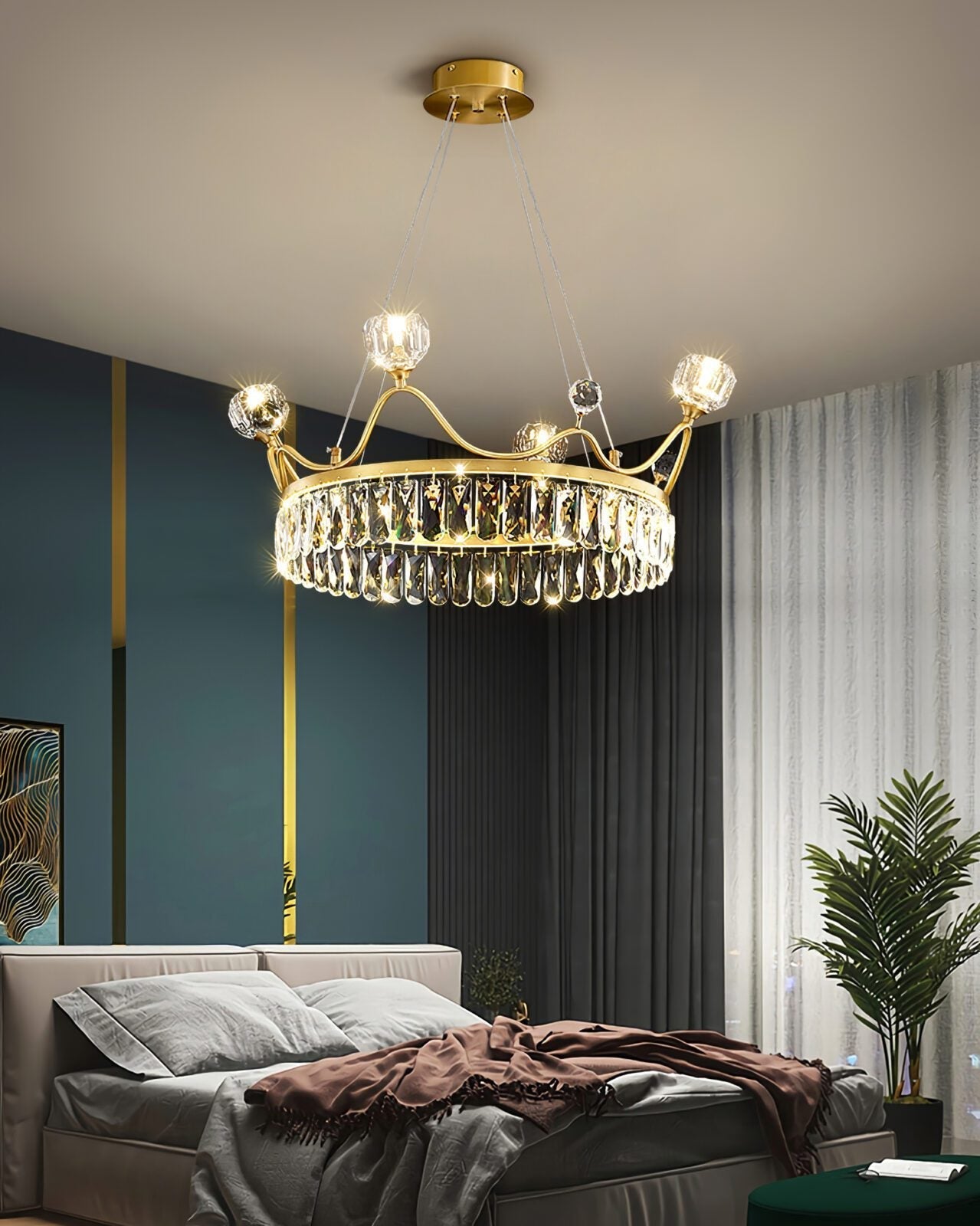 elegant-crown-design-crystal-chandelier-brass-hanging-light-with-three-color-led