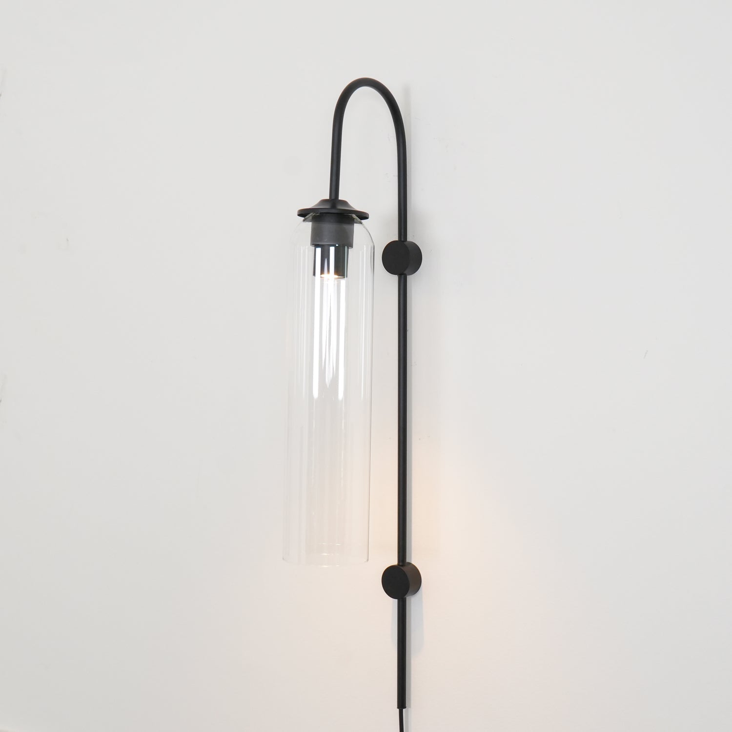 modern-cylinder-glass-wall-sconce-with-plug-in-cord-for-interior-lighting