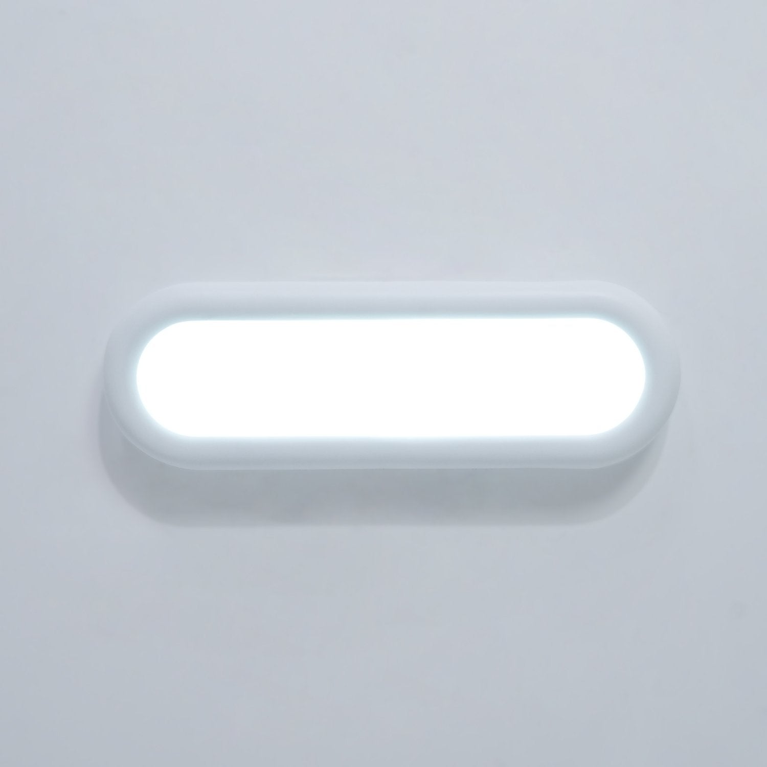 minimalist-oval-flush-mount-led-ceiling-light-fixture-with-three-color-temperatures