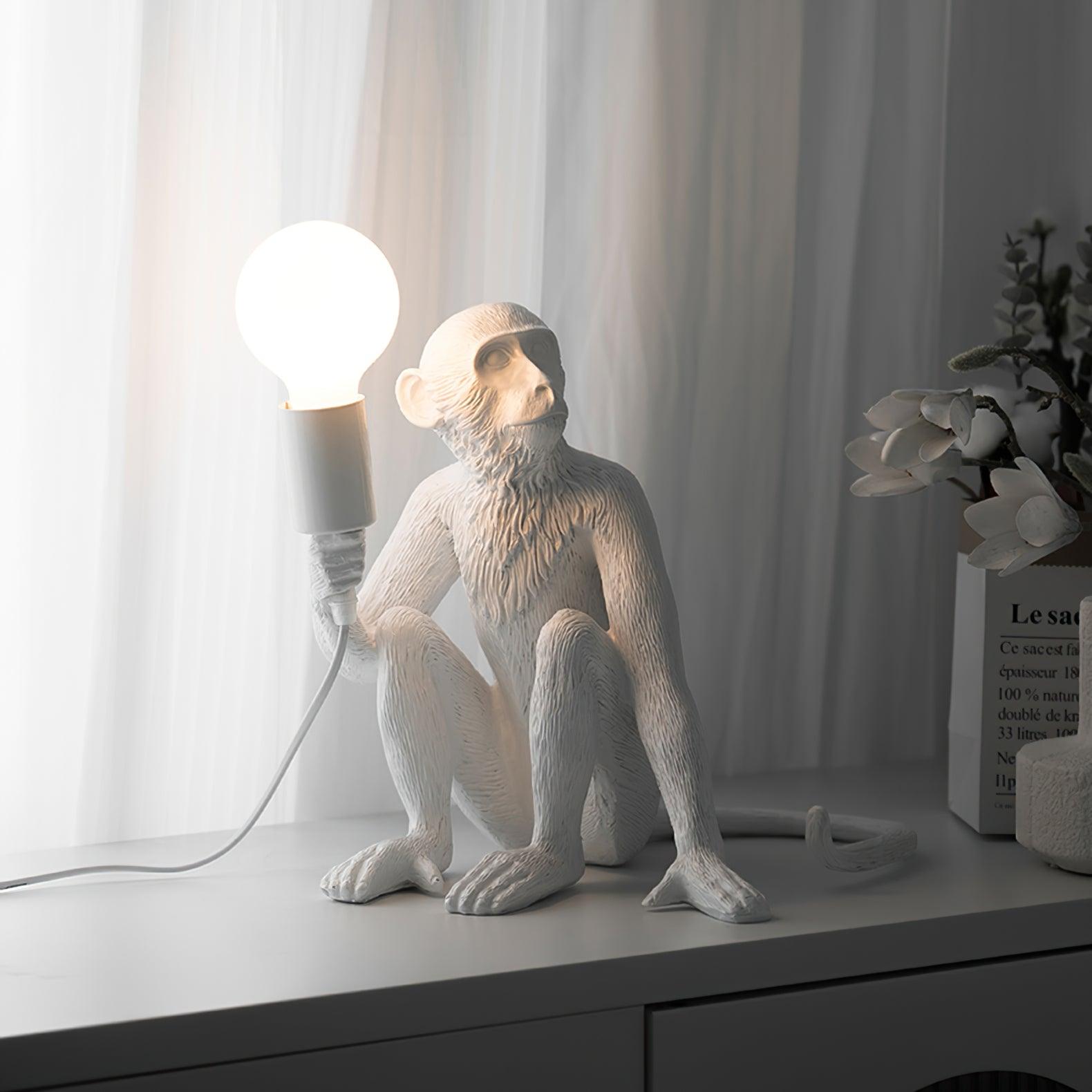 Sitting Monkey Resin Table Lamp Whimsical Animal Sculpture Desk Light for Living Room