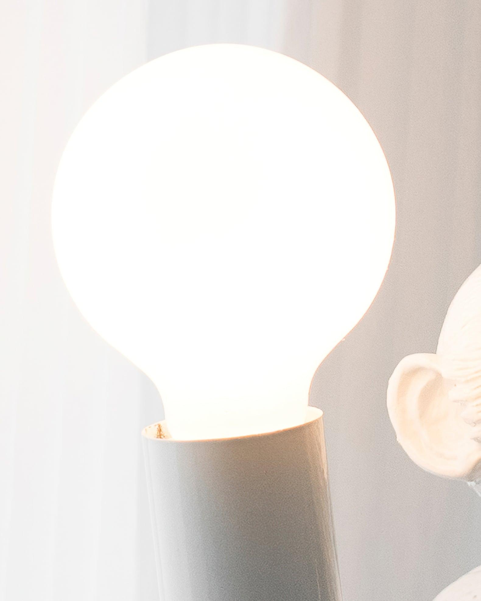 Sitting Monkey Resin Table Lamp Whimsical Animal Sculpture Desk Light for Living Room