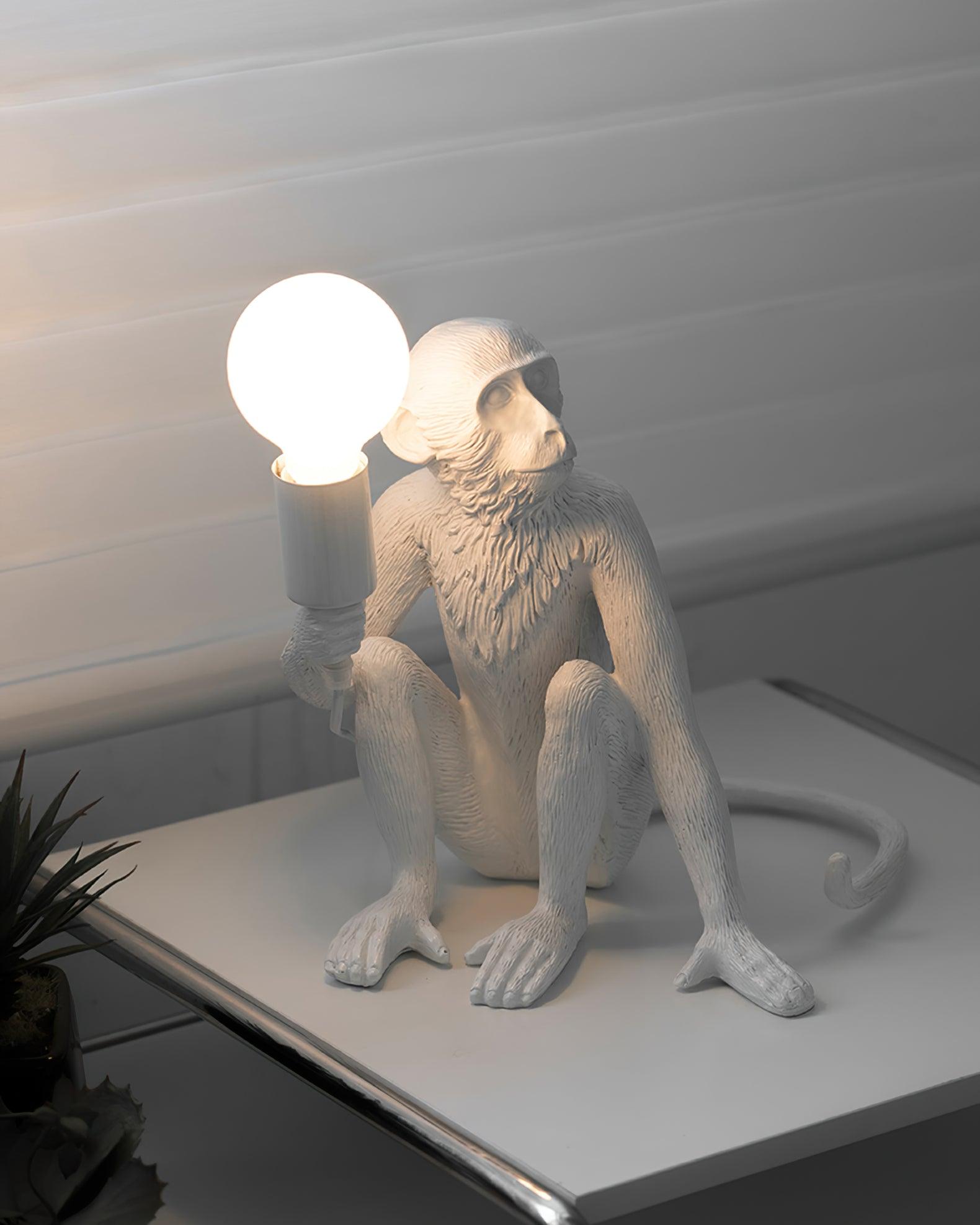 Sitting Monkey Resin Table Lamp Whimsical Animal Sculpture Desk Light for Living Room