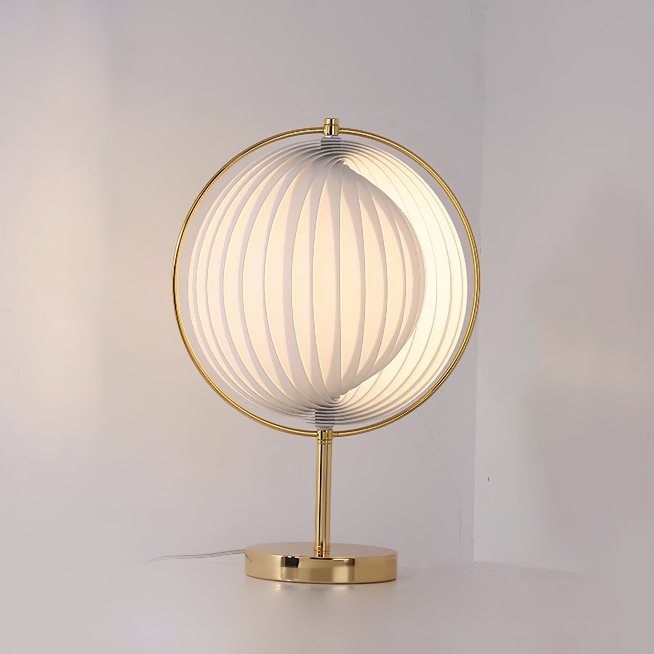 retro-mid-century-moon-kare-table-lamp-with-adjustable-globe-and-metal-base-for-stylish-interiors