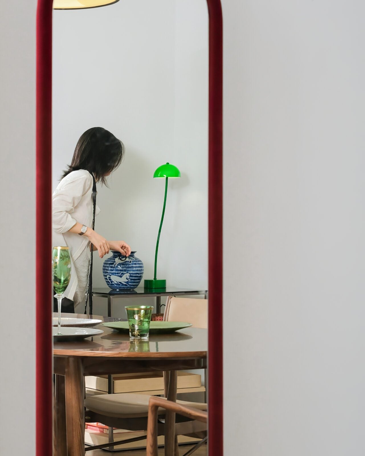 modern-mung-bean-sprout-banker-style-table-lamp-with-green-glass-shade