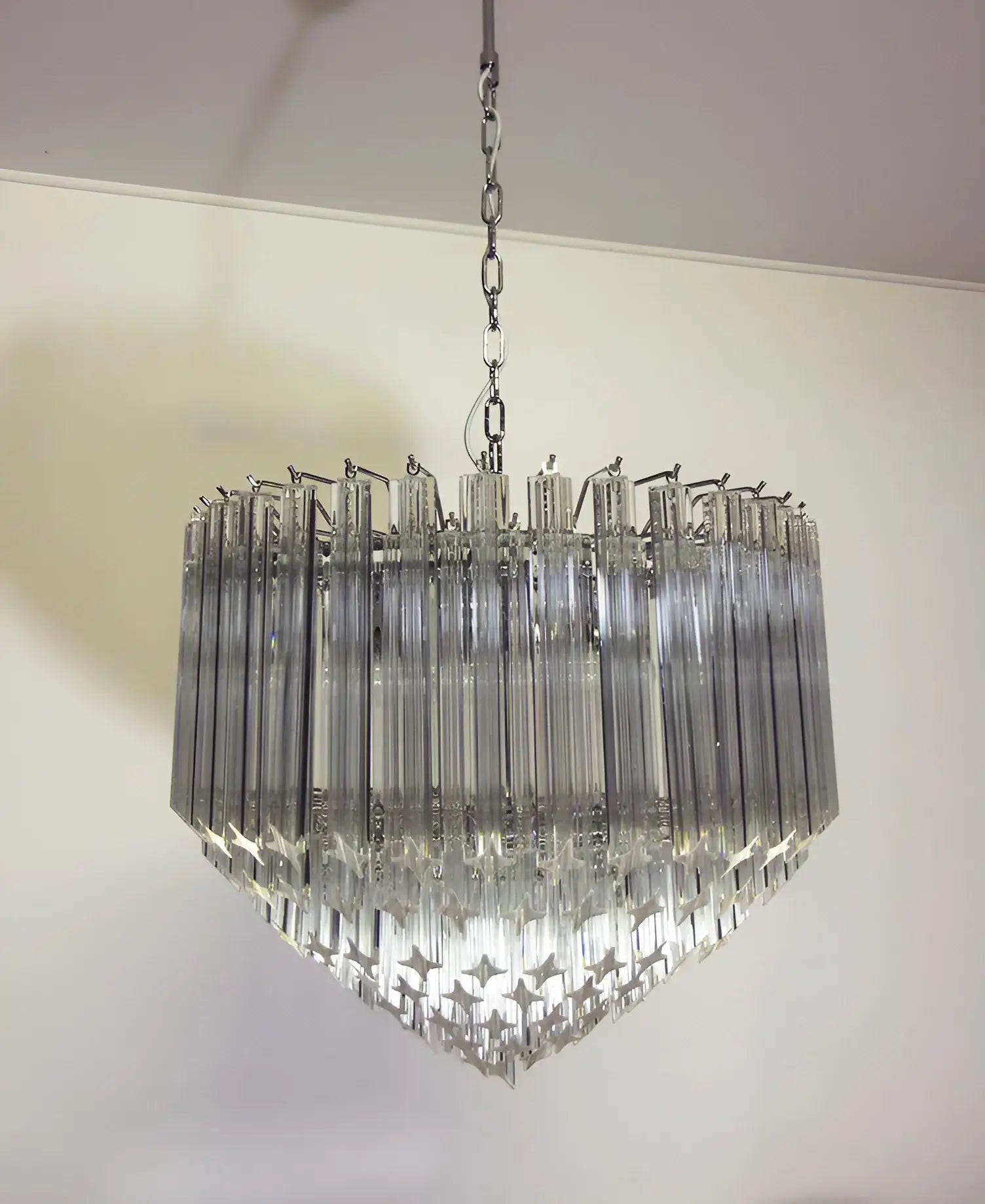 elegant-murano-style-quadriedri-prism-glass-chandelier-for-luxury-home-decor