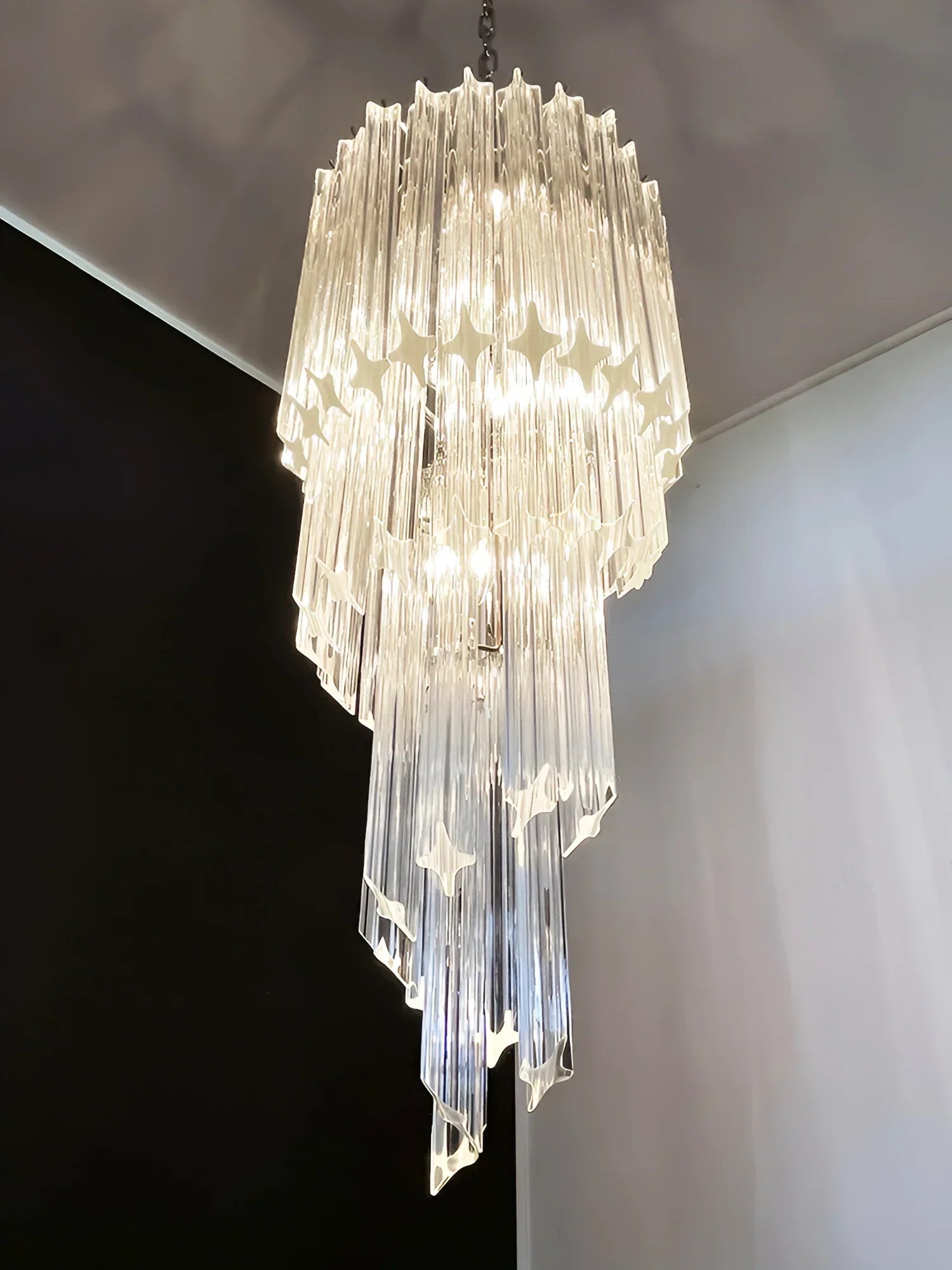 modern-murano-style-spiral-transparent-glass-prism-chandelier-with-metal-frame