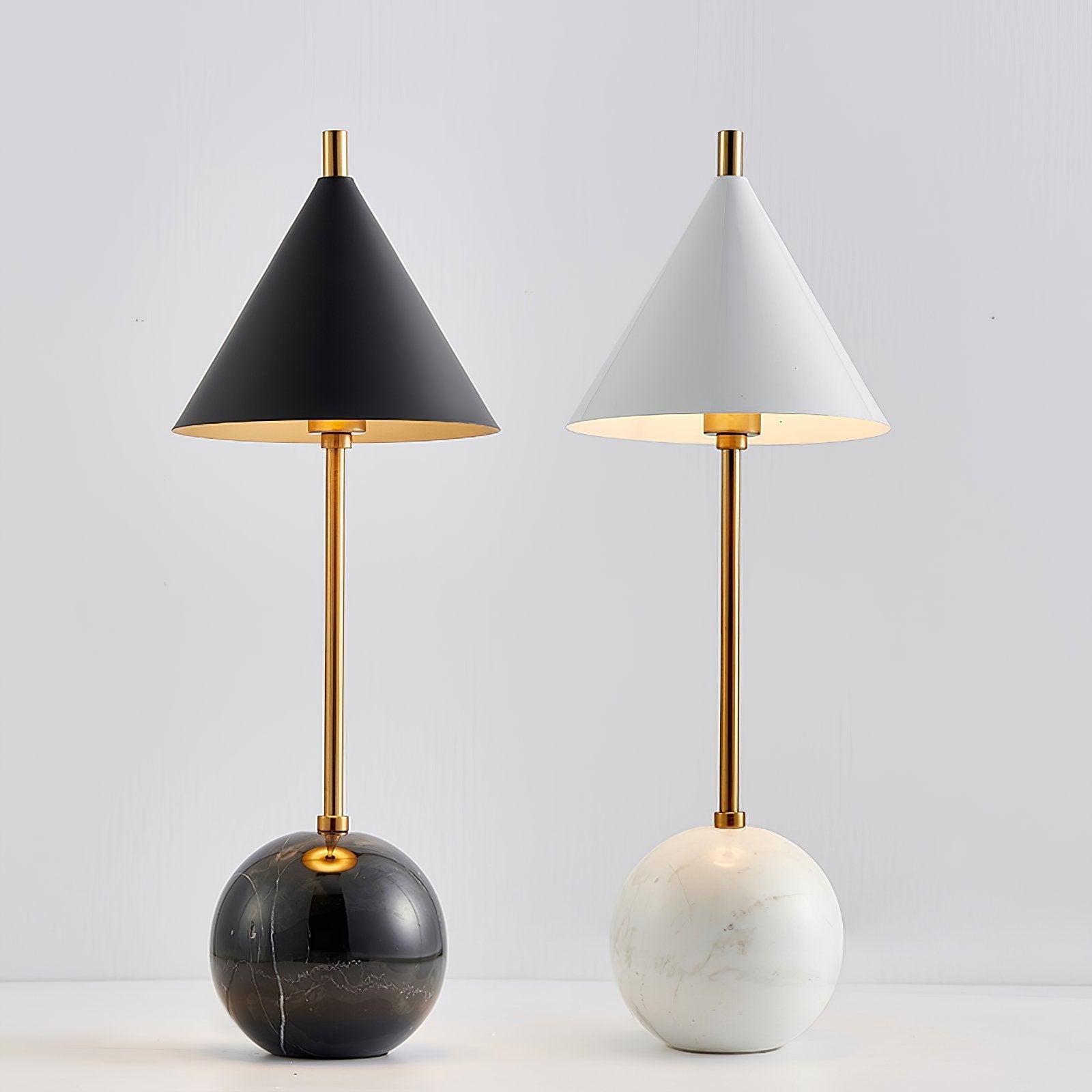 modern-murdock-gold-table-lamp-with-marble-base-and-integrated-led-lighting