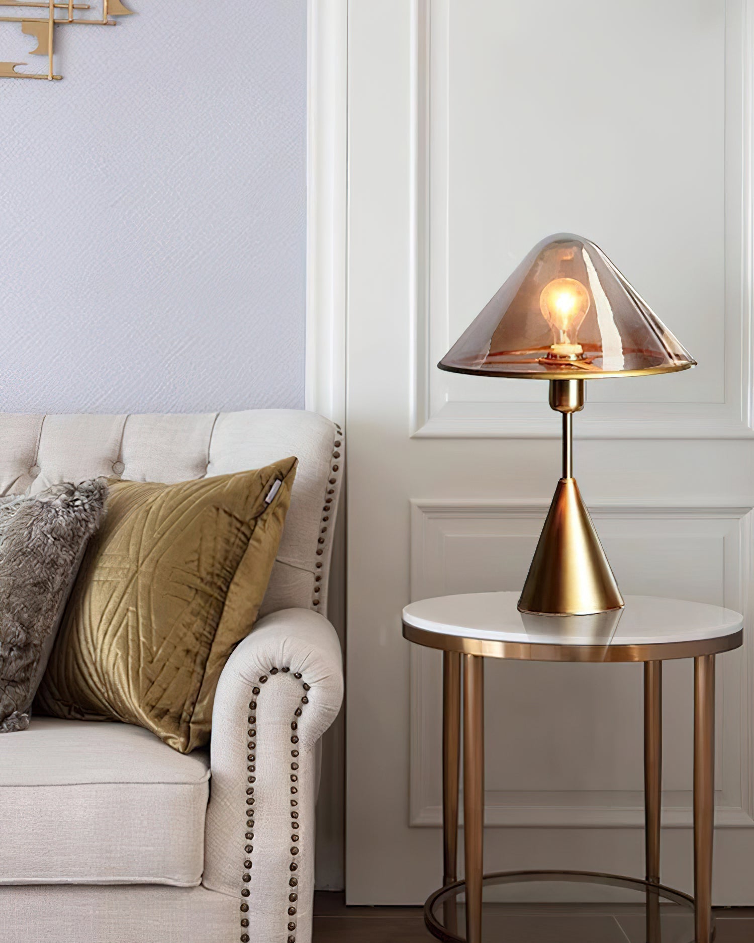Modern Gold Mushroom Desk Lamp with Elegant Glass Shade and Brass Finish