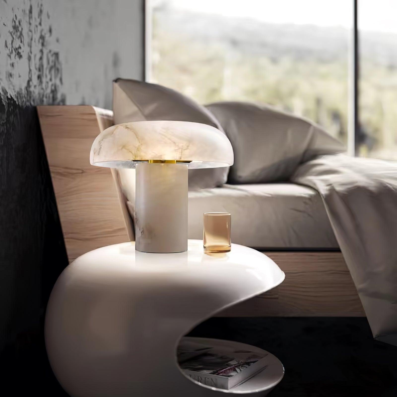Modern Mushroom Alabaster Table Lamp Elegant Bedside Light with Brass Details for Living Room