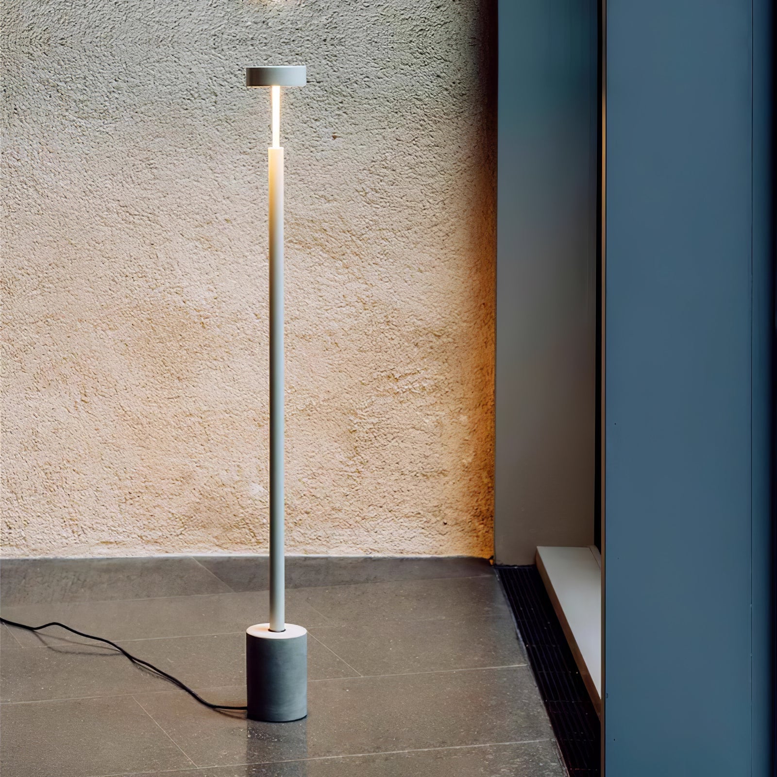 Naya Modern Rotatable LED Floor Lamp Minimalist Accent Standing Light for Reading