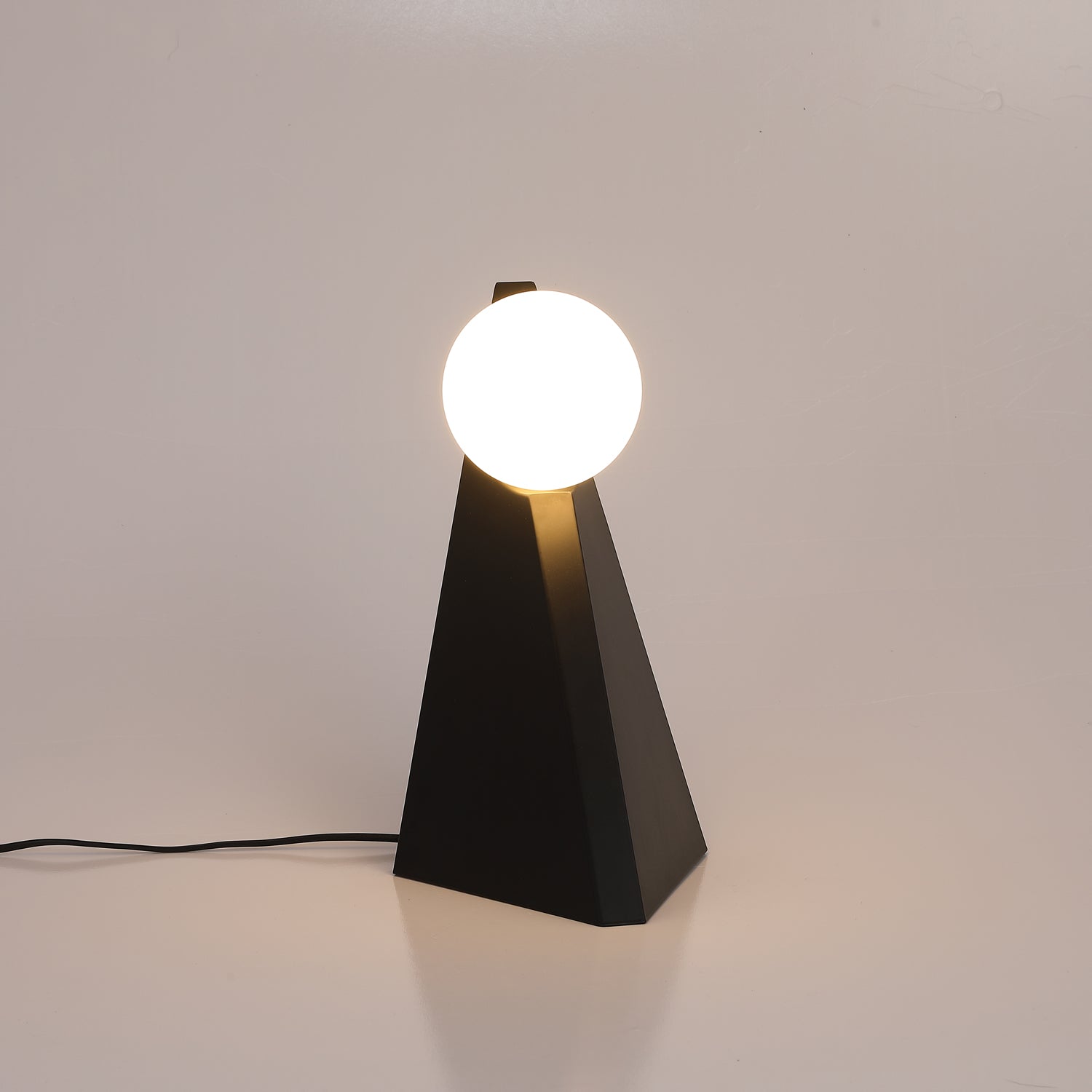Modern Geometric Stainless Steel Table Lamp with Globe Glass Shade for Bedside and Desk