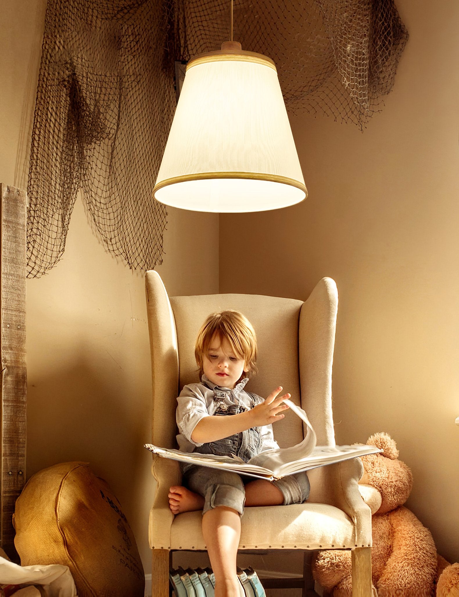 modern-nordic-ash-wood-pendant-light-with-white-fabric-shade-for-dining-and-living-rooms