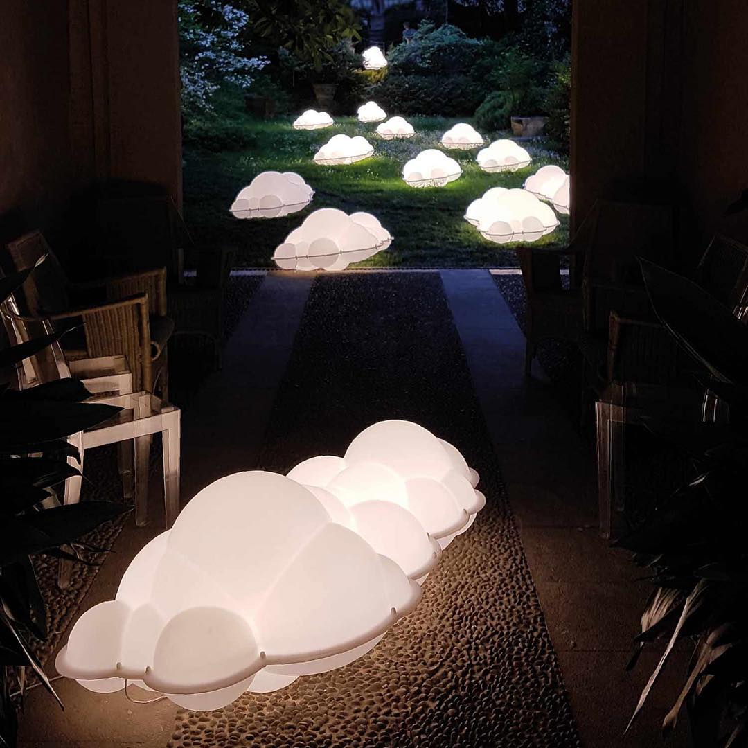 modern-white-cloud-shaped-pendant-light-minimalist-floating-led-ceiling-lamp-for-living-room