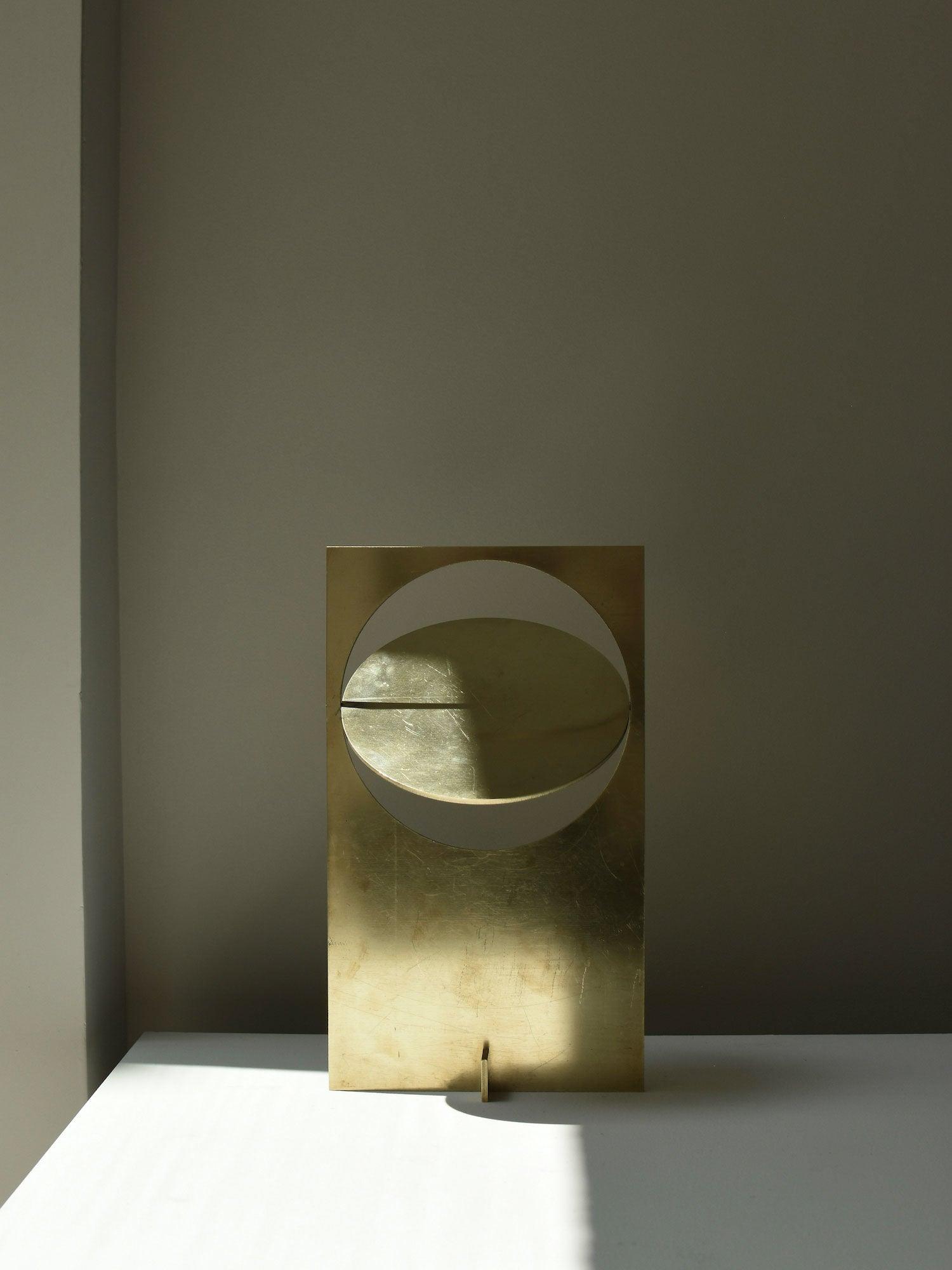 Minimalist Geometric Iron Reading Table Lamp with Adjustable Integrated LED Spotlight