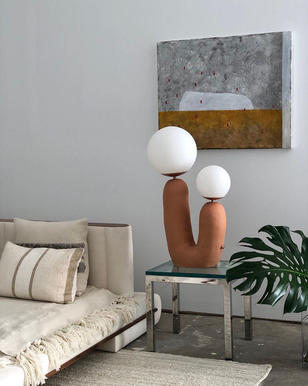 Modern Geometric Resin and Glass Table Lamp with Contemporary Sculptural Design